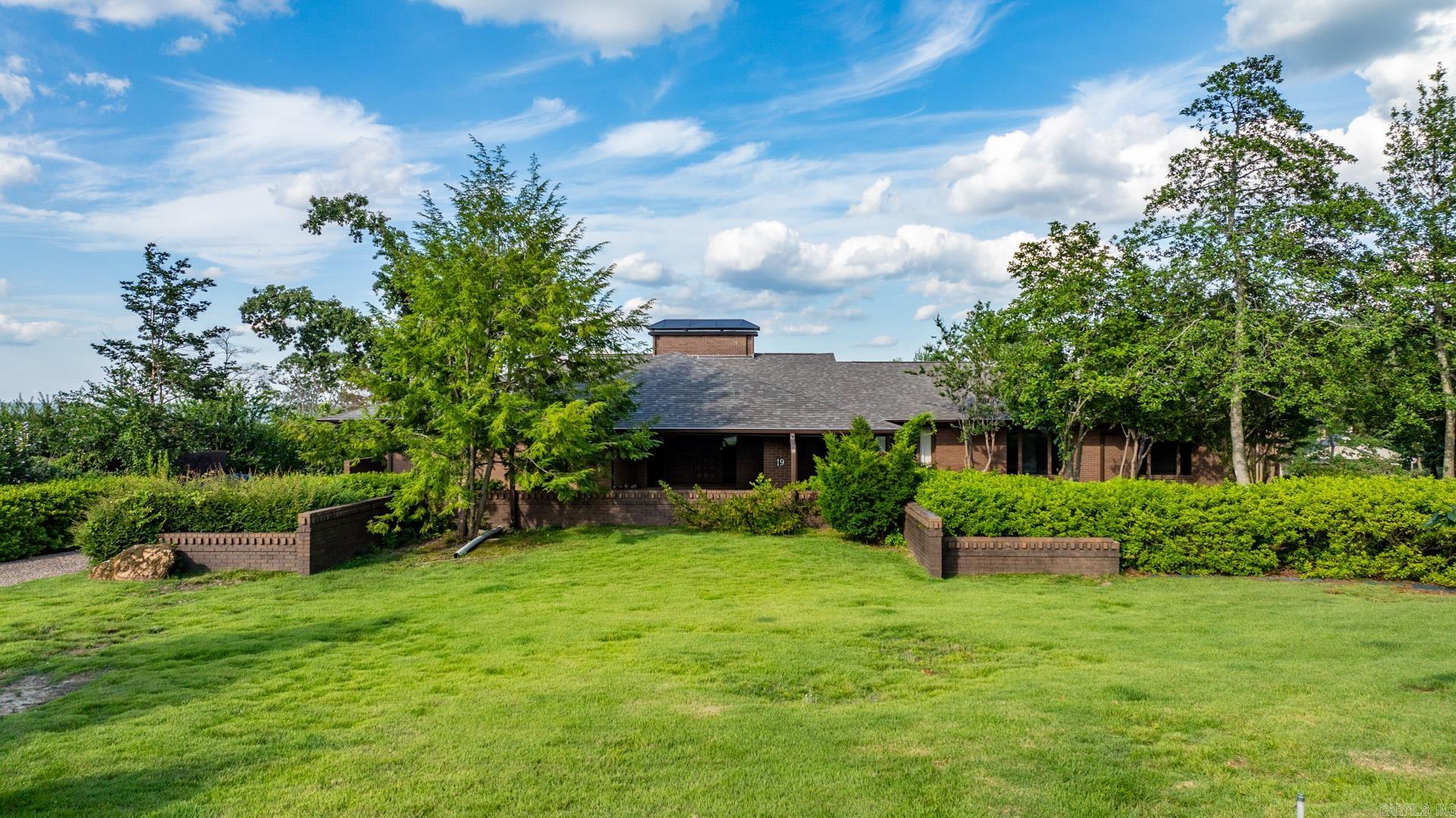 PINNACLE POINT - Residential