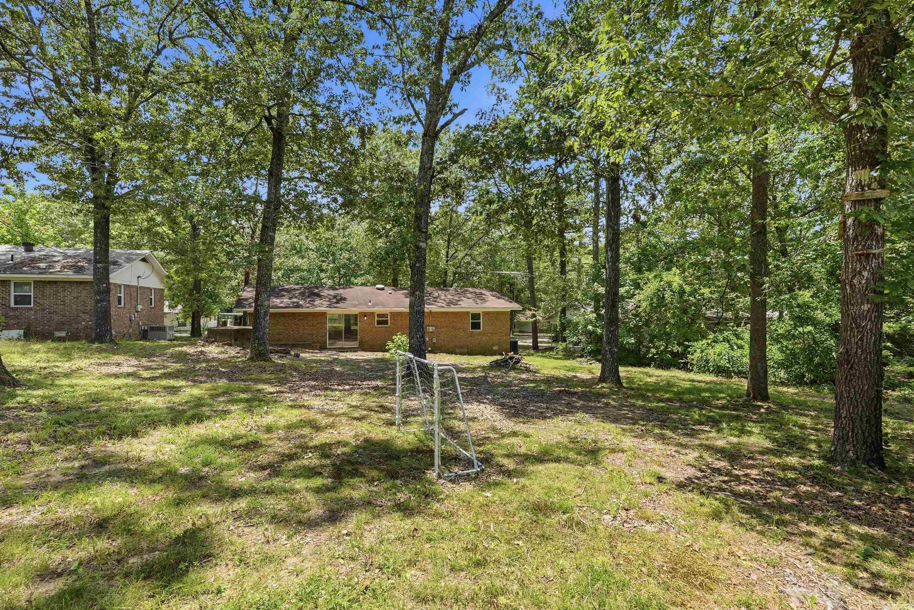 ARROWHEAD VILLAGE - Residential