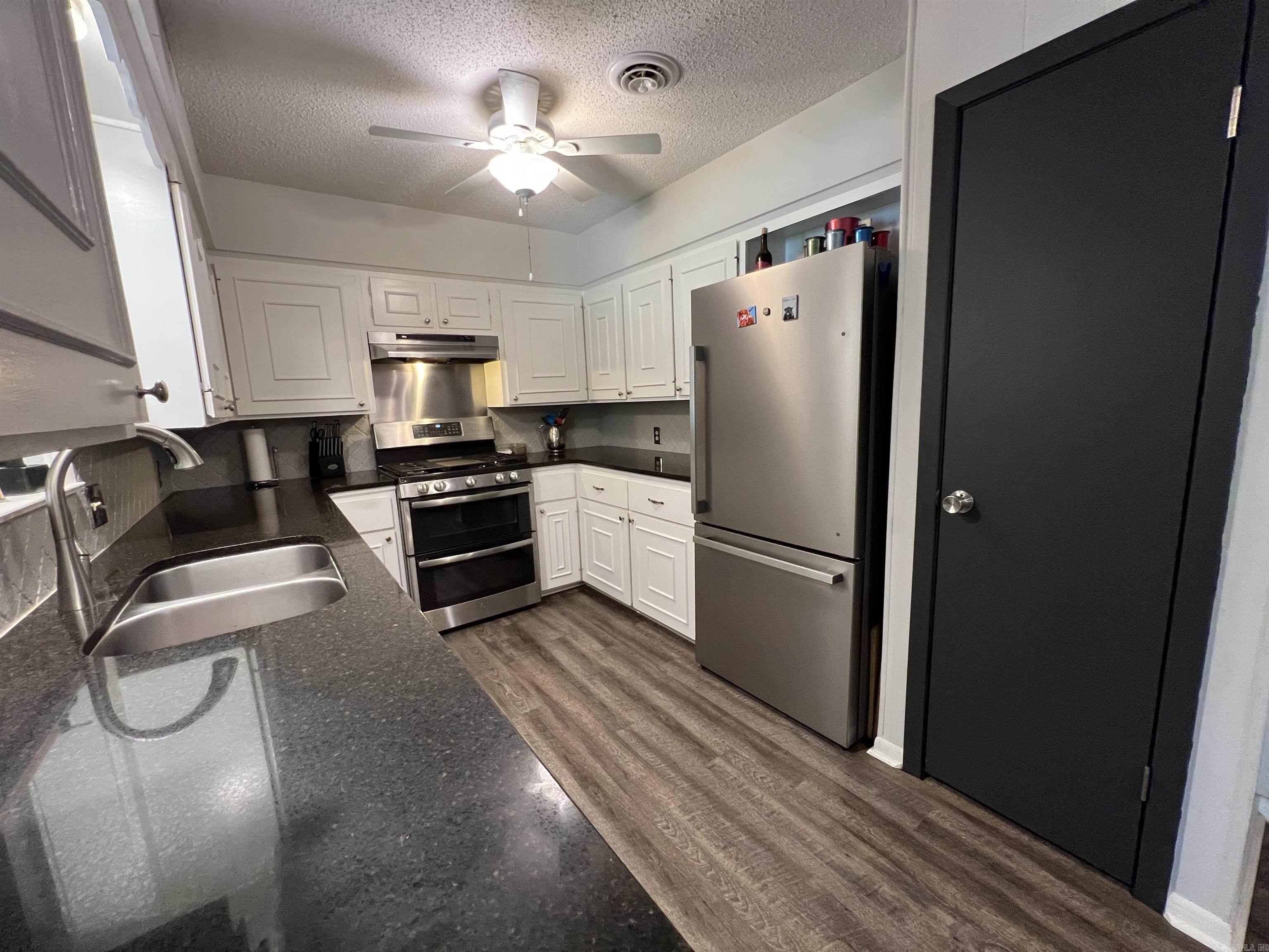 WILEYS 12TH STREET - Residential