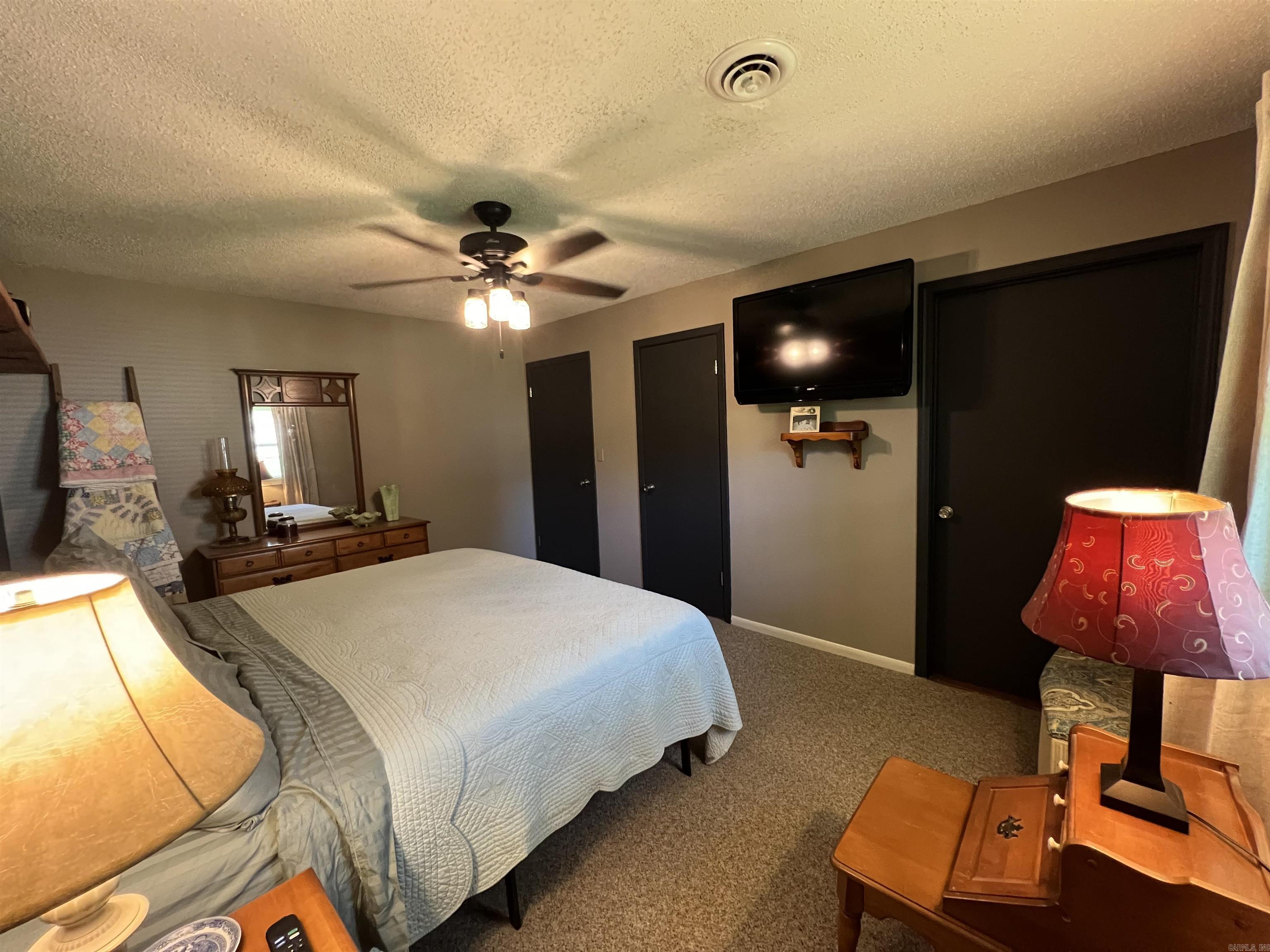 WILEYS 12TH STREET - Residential