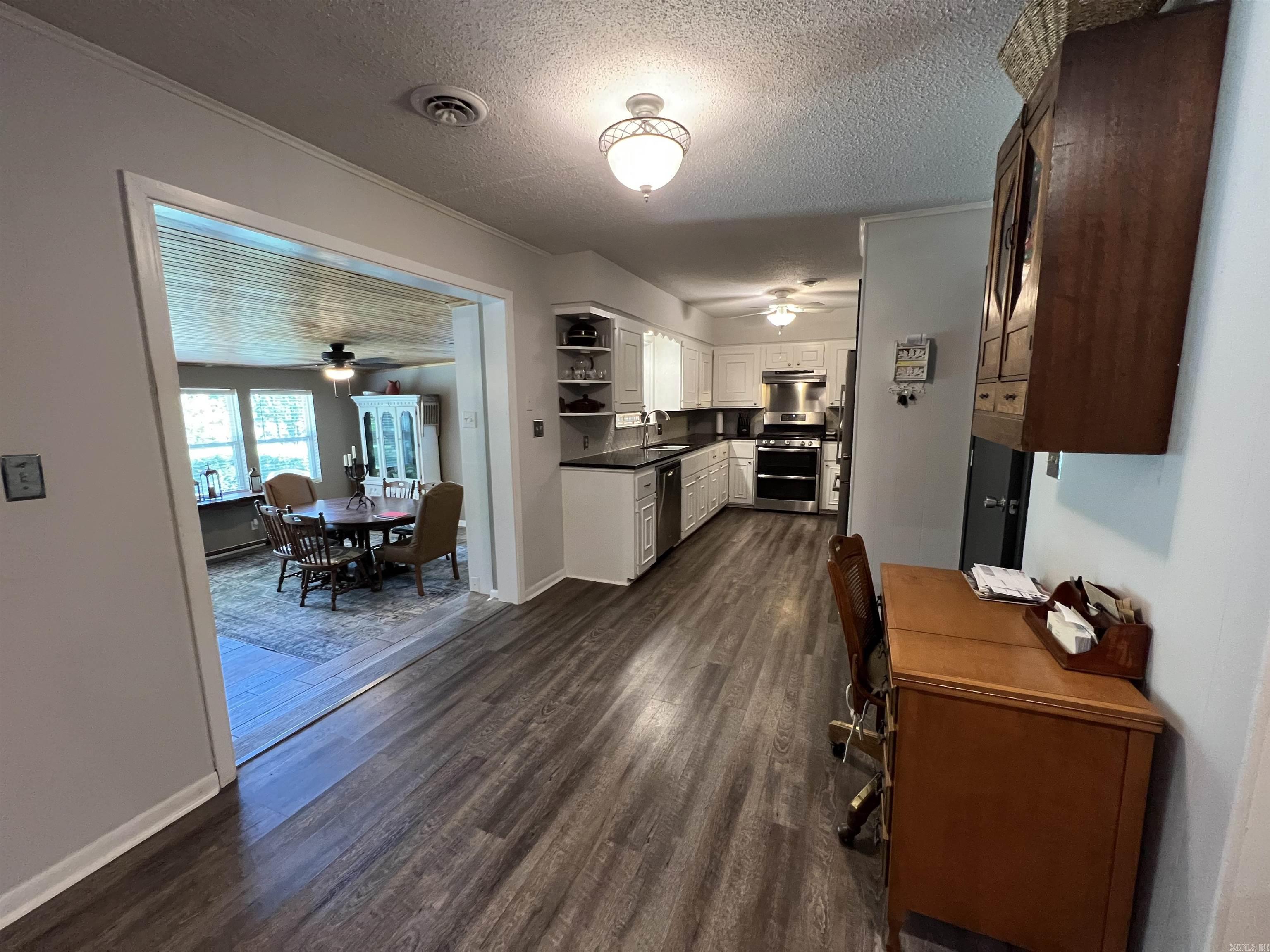 WILEYS 12TH STREET - Residential