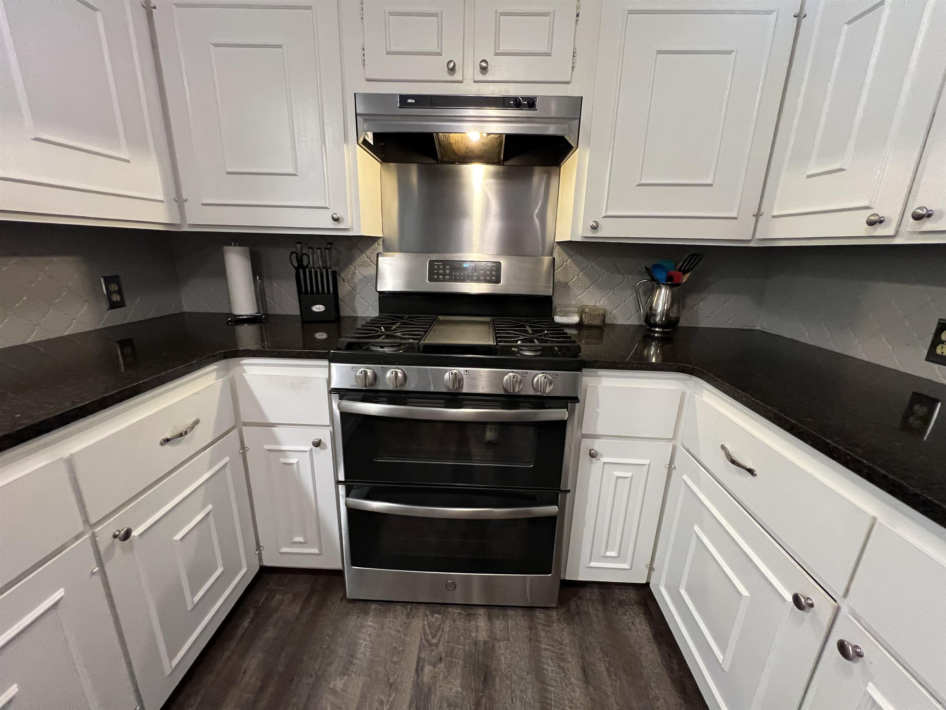 WILEYS 12TH STREET - Residential