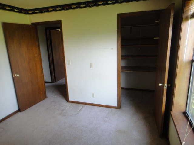 River Drive Estates - Residential