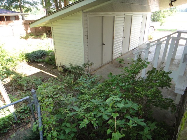River Drive Estates - Residential