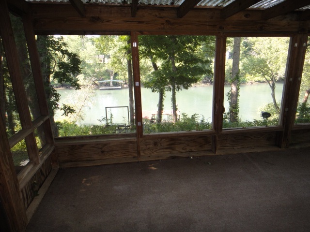 River Drive Estates - Residential