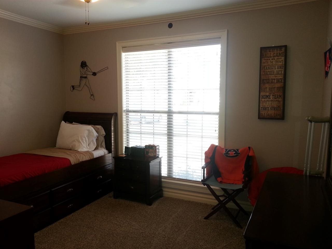 COUNTRY CLUB OF ARK THE - Residential