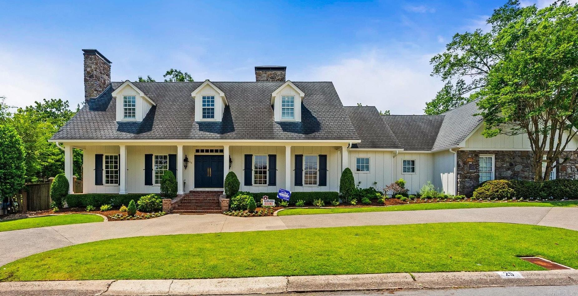 EAST PALISADES - Residential