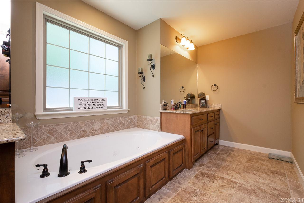 KINGS CROSSING - Residential