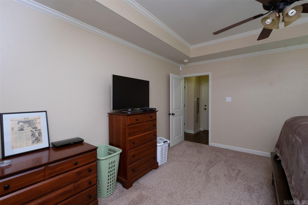 KINGS CROSSING - Residential