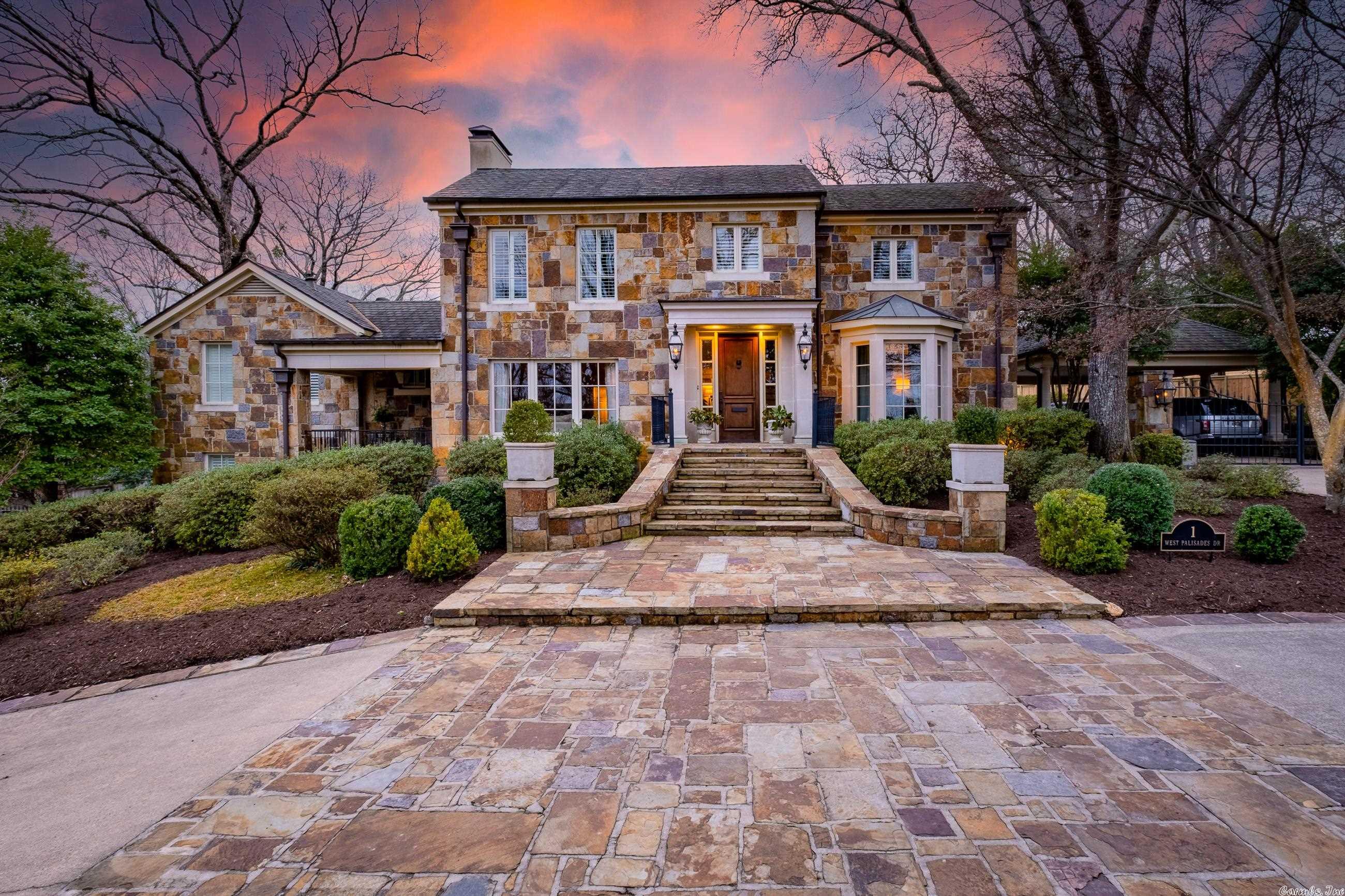PALISADE ESTATE - Residential
