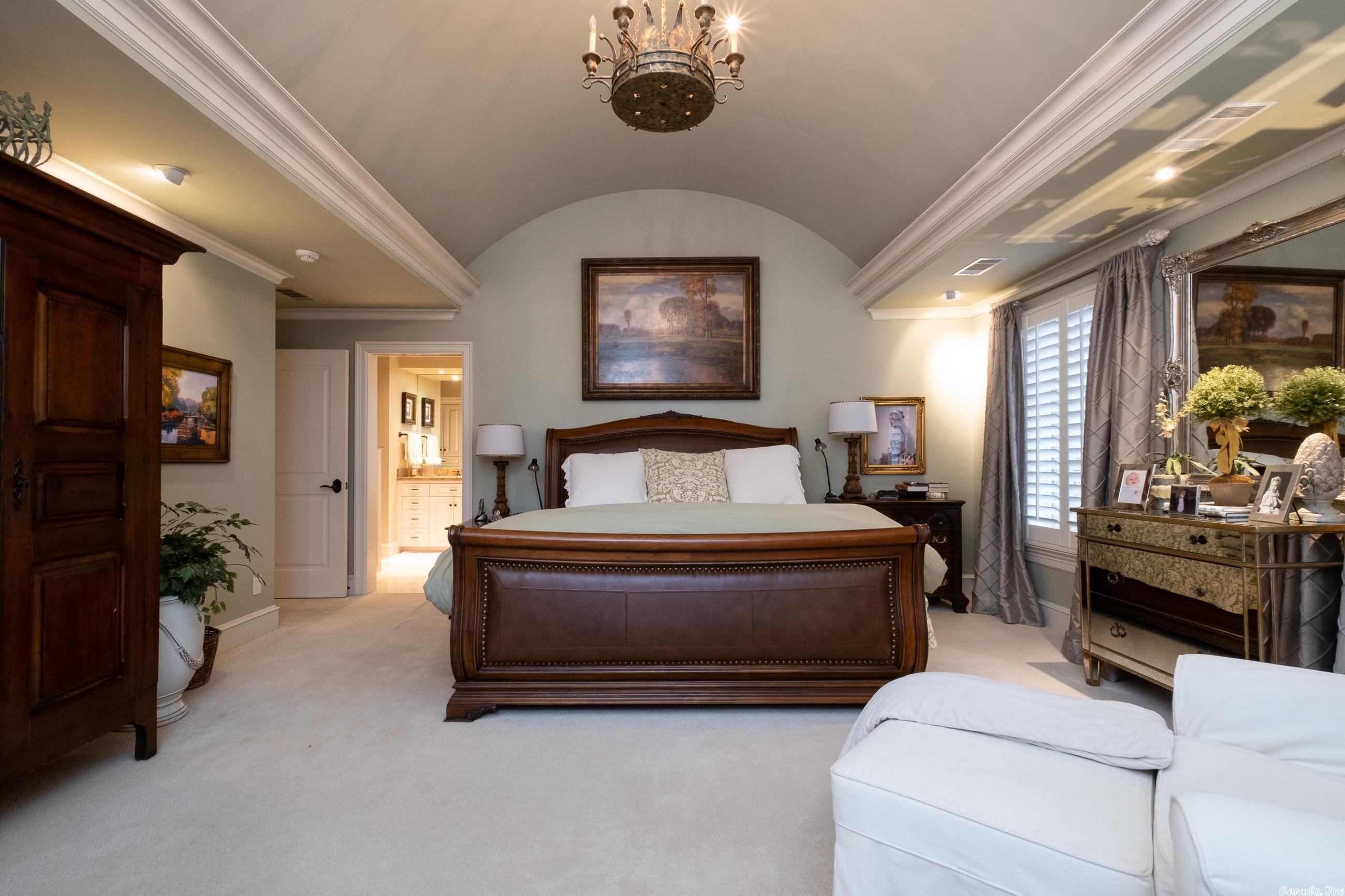 PALISADE ESTATE - Residential