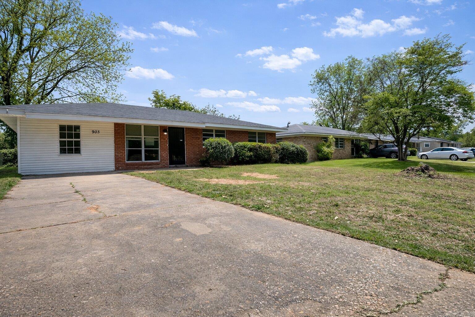 BROADMOOR NORTH - Residential