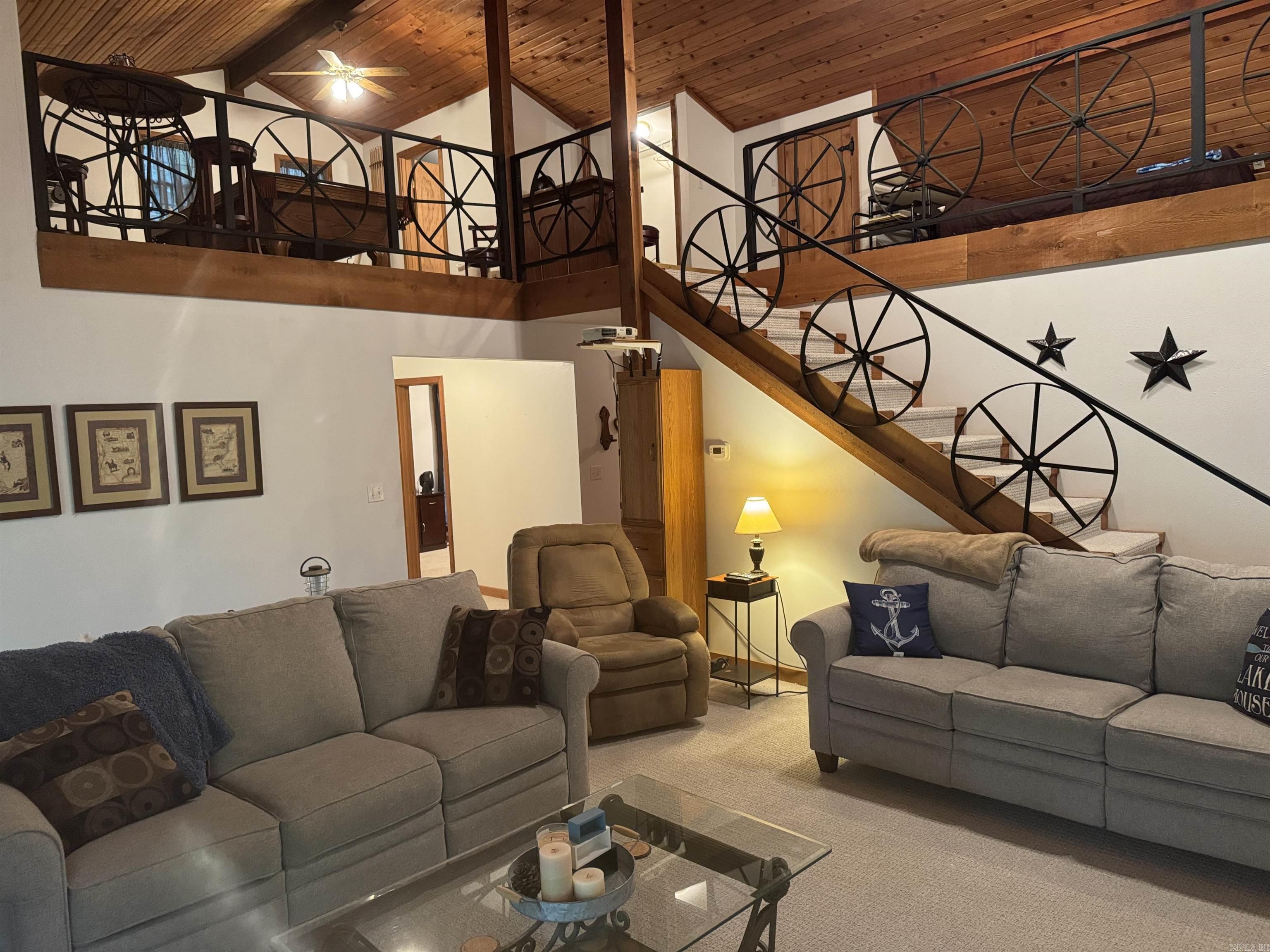 LAKESHORE HILLS (ANDERSON'S) - L - Residential