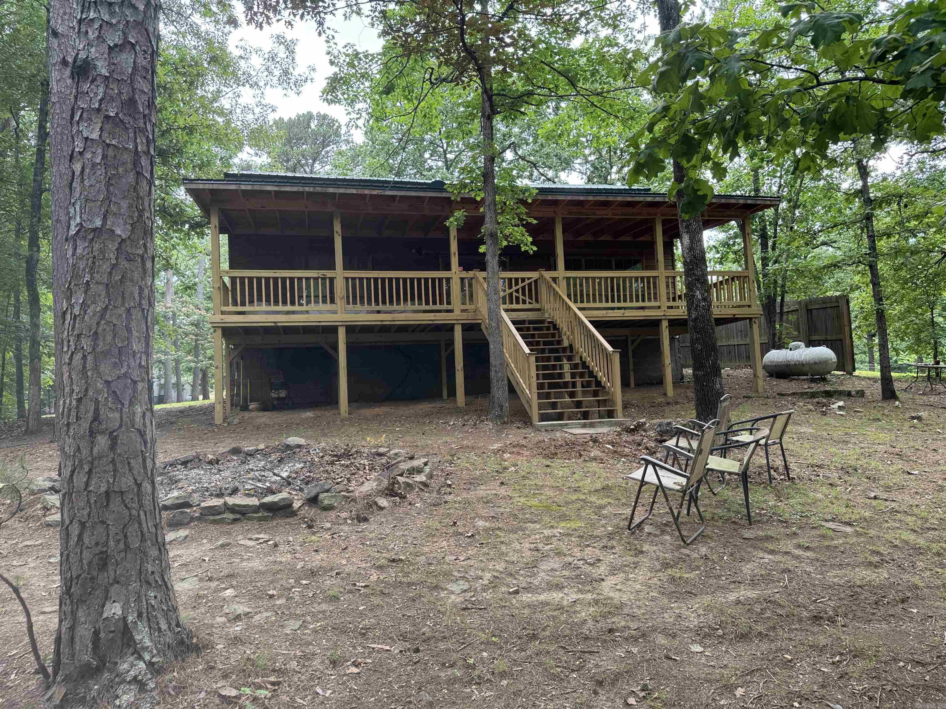 LAKESHORE HILLS (ANDERSON'S) - L - Residential