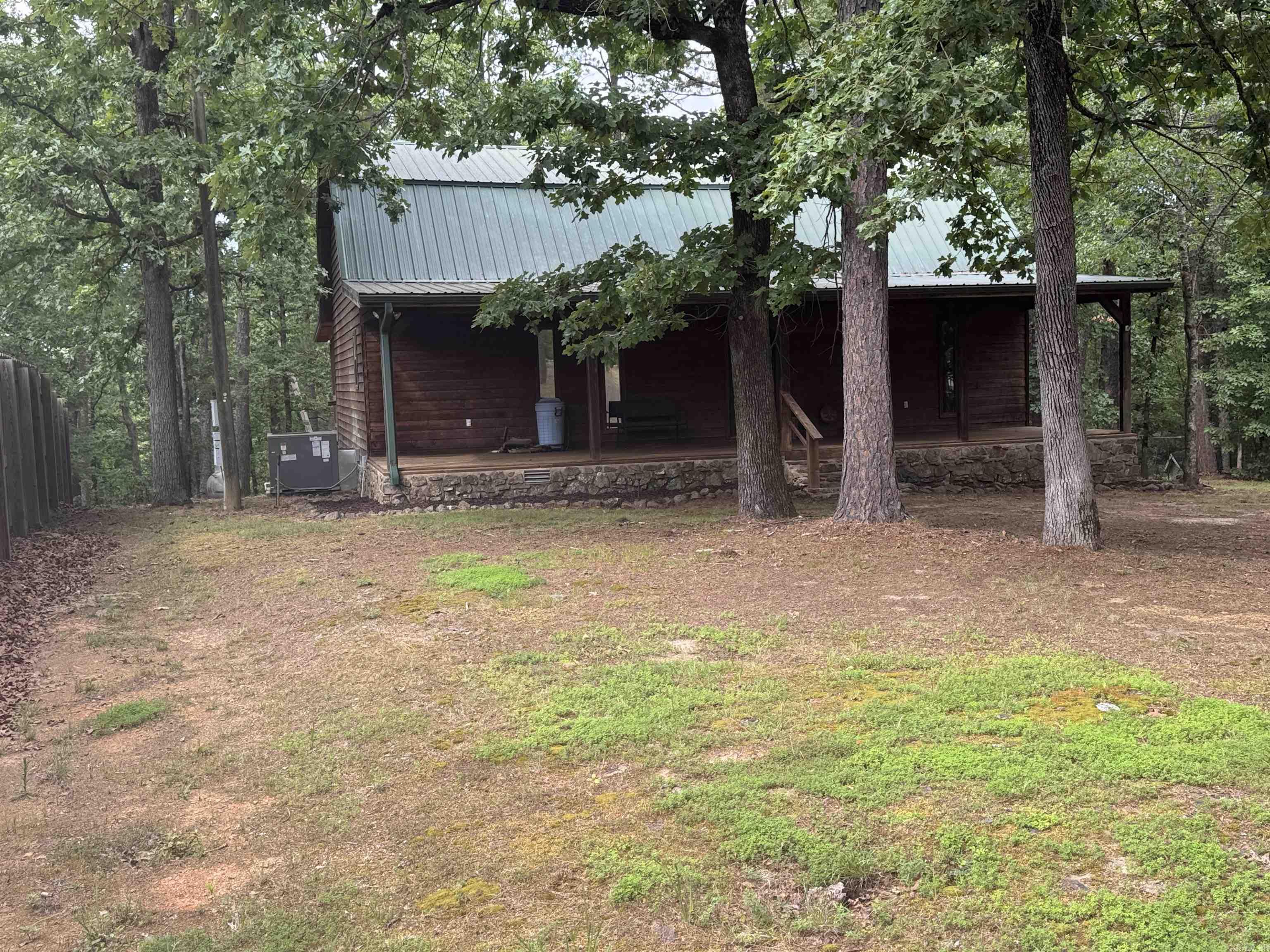 LAKESHORE HILLS (ANDERSON'S) - L - Residential
