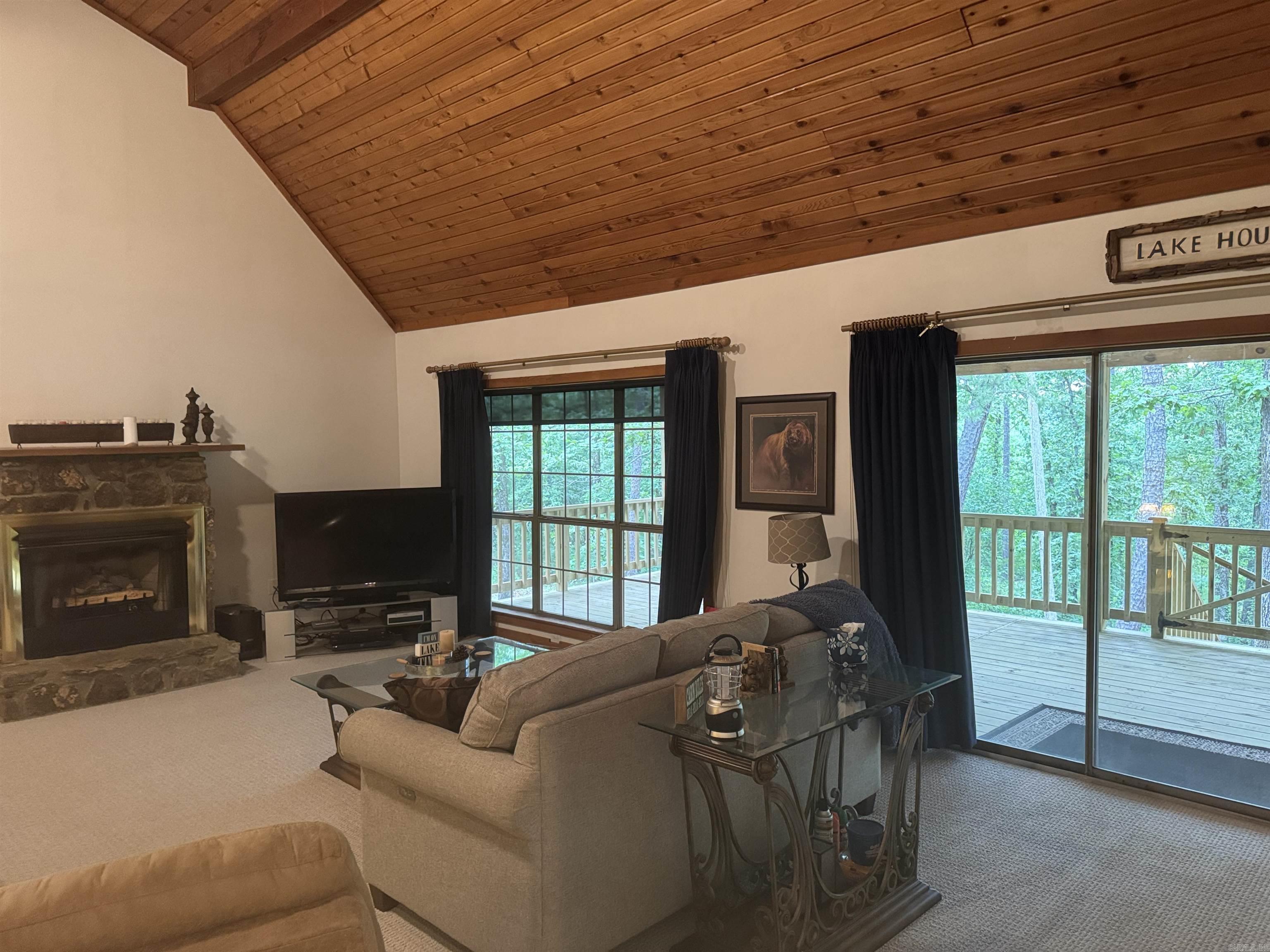 LAKESHORE HILLS (ANDERSON'S) - L - Residential