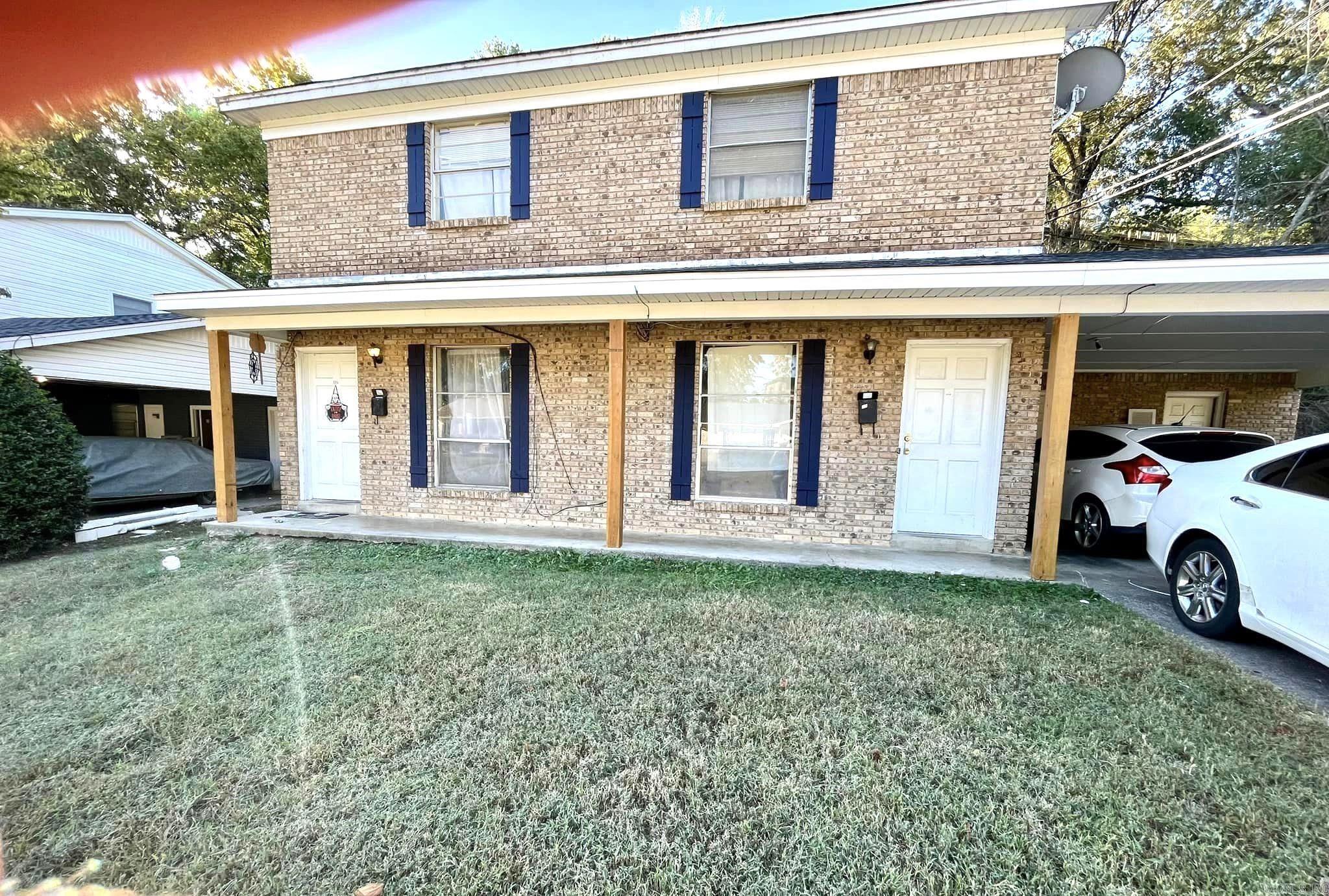 Lovely updated 2 bed/1.5 bath duplex with a shared carport, fresh paint, new flooring, furnished kitchen, washer/dryer connections and central heat and air. The security deposit is equal to the rent amount. The tenant pays all 3 utilities. For more information, you may email our office at RushinHome21@gmail.com. SUMMER SPECIAL $200.00 off of the 1st month's rent.