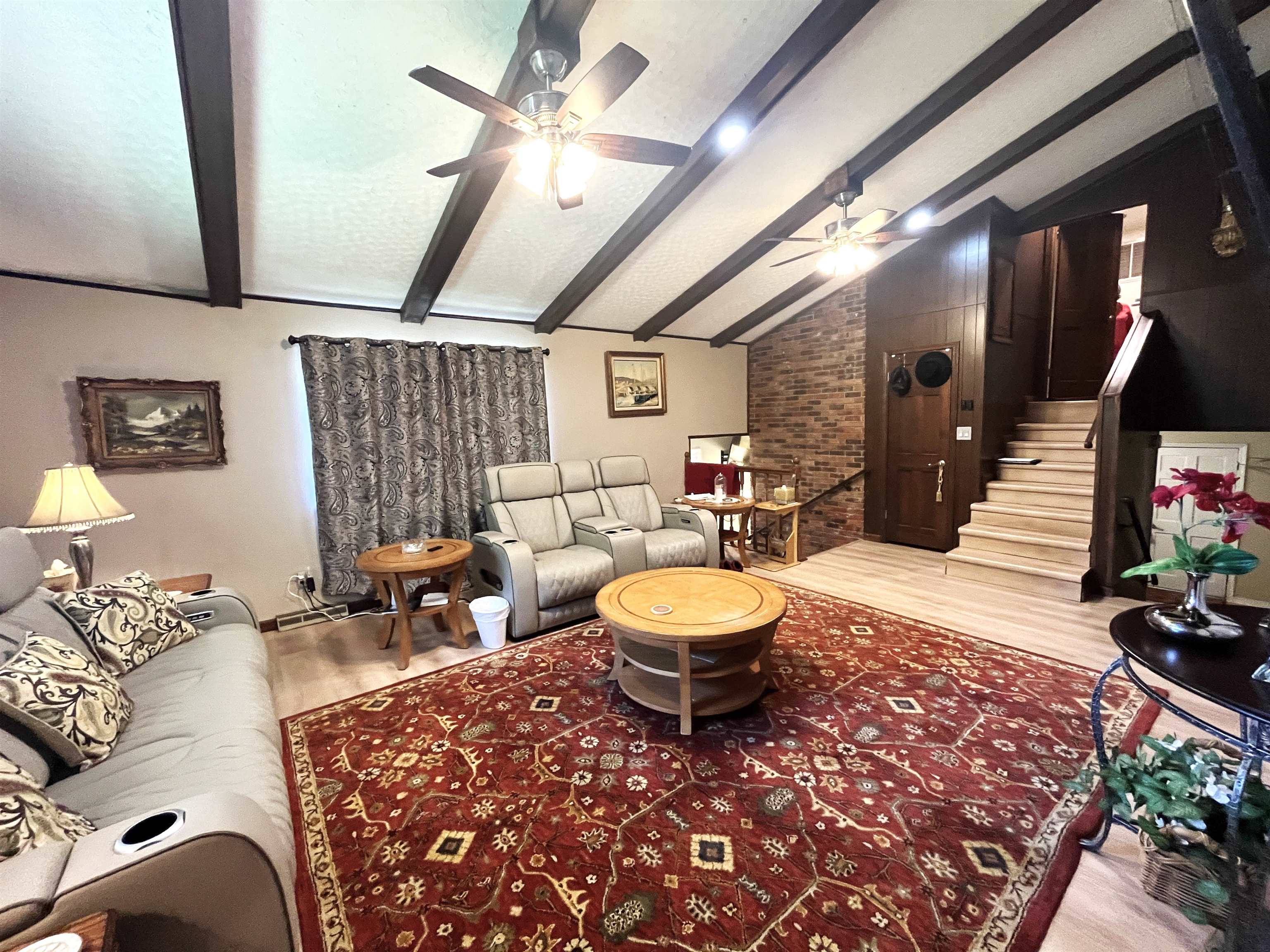 CROWN ADDITION - Residential