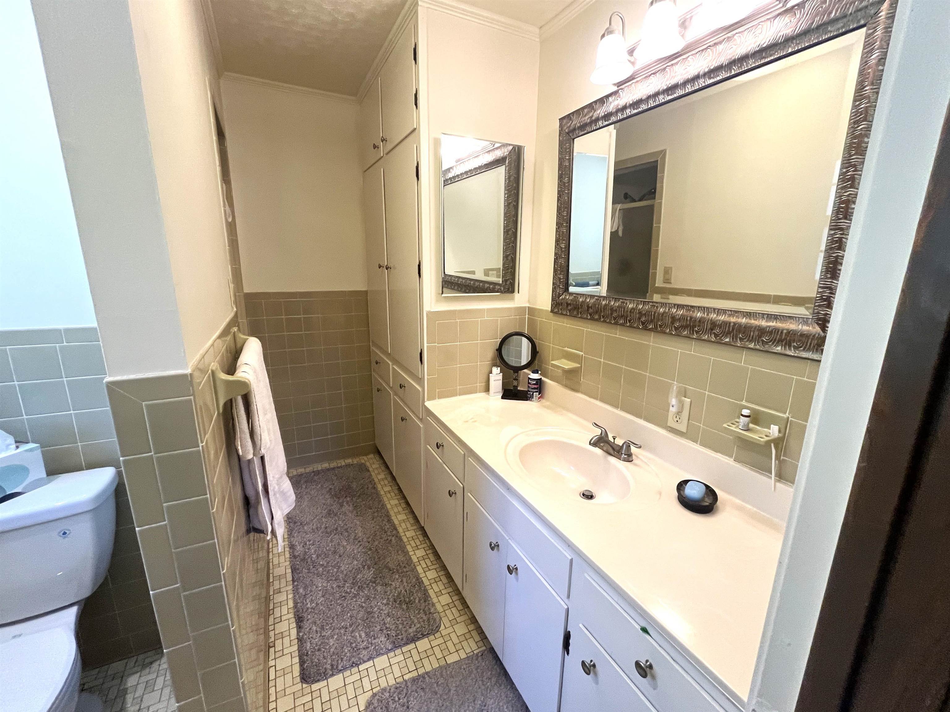 CROWN ADDITION - Residential