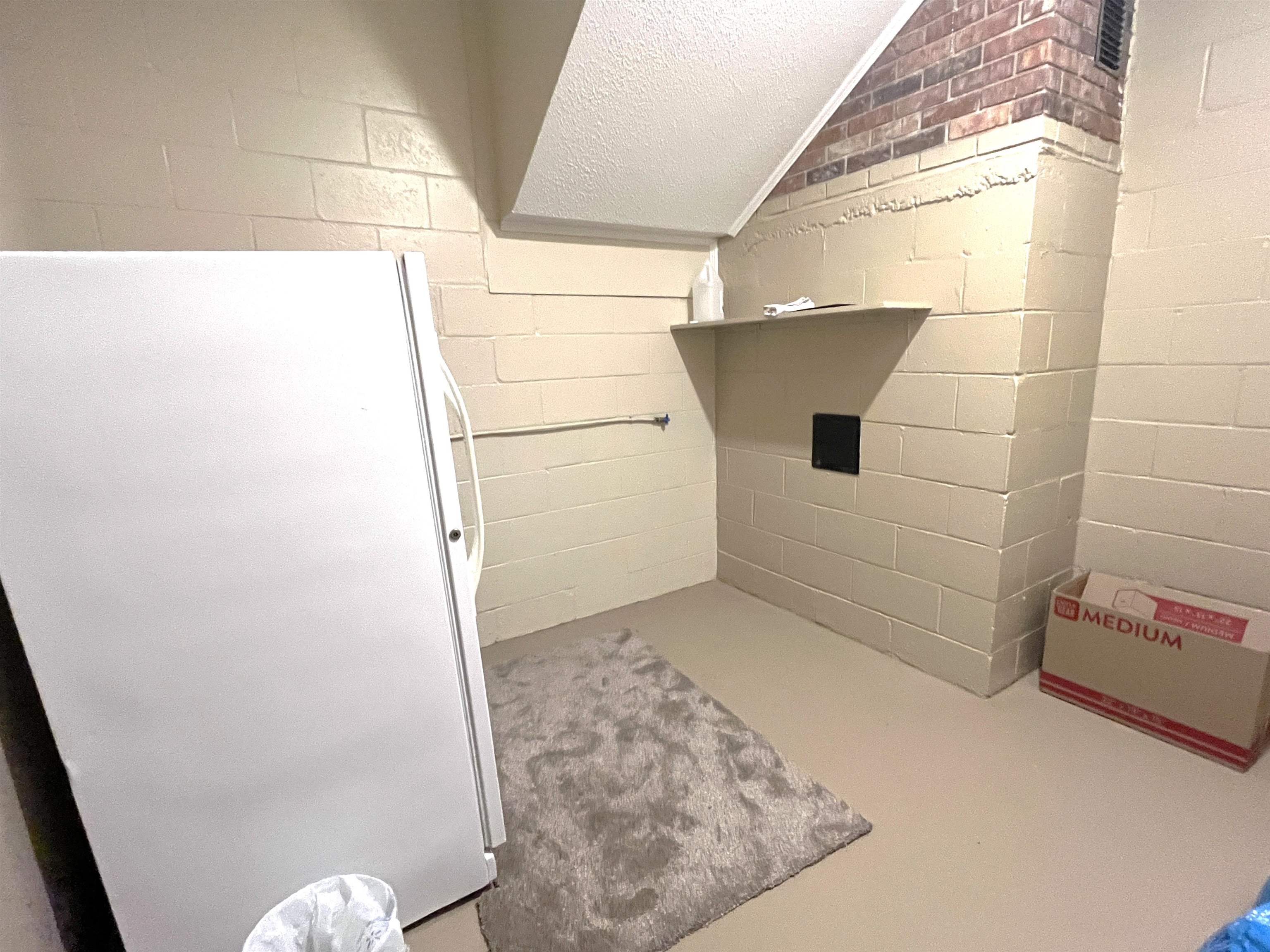 CROWN ADDITION - Residential