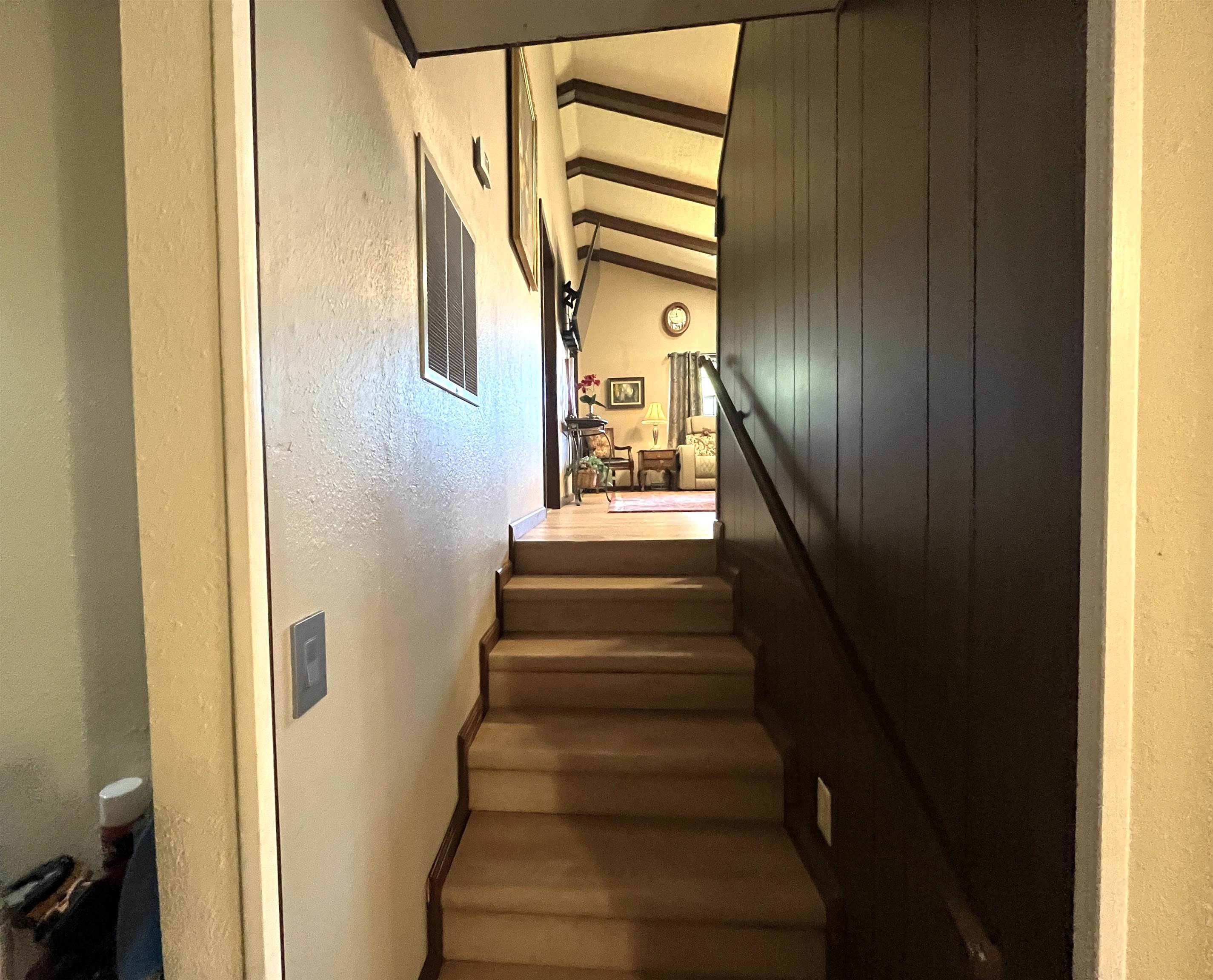CROWN ADDITION - Residential
