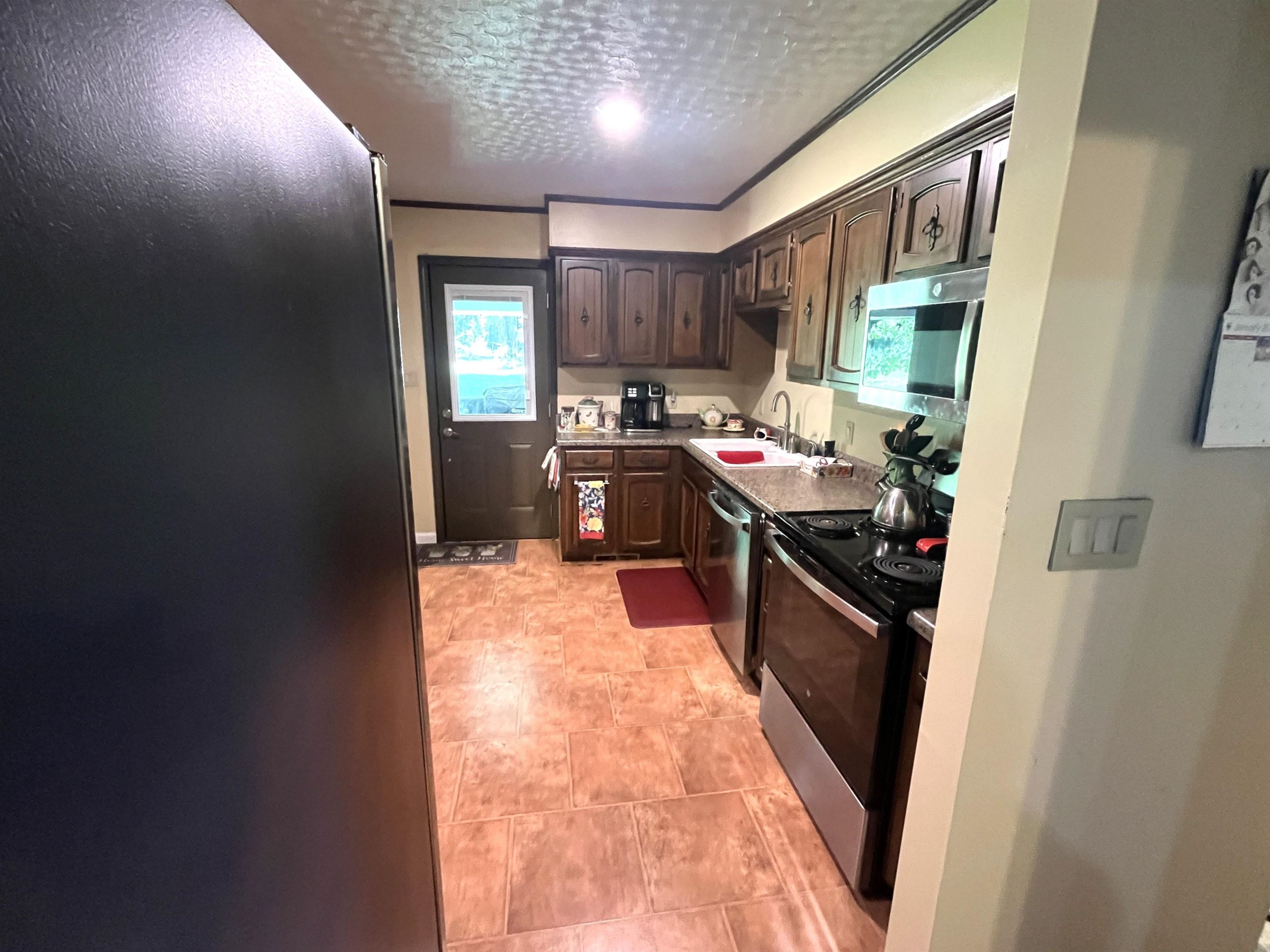 CROWN ADDITION - Residential