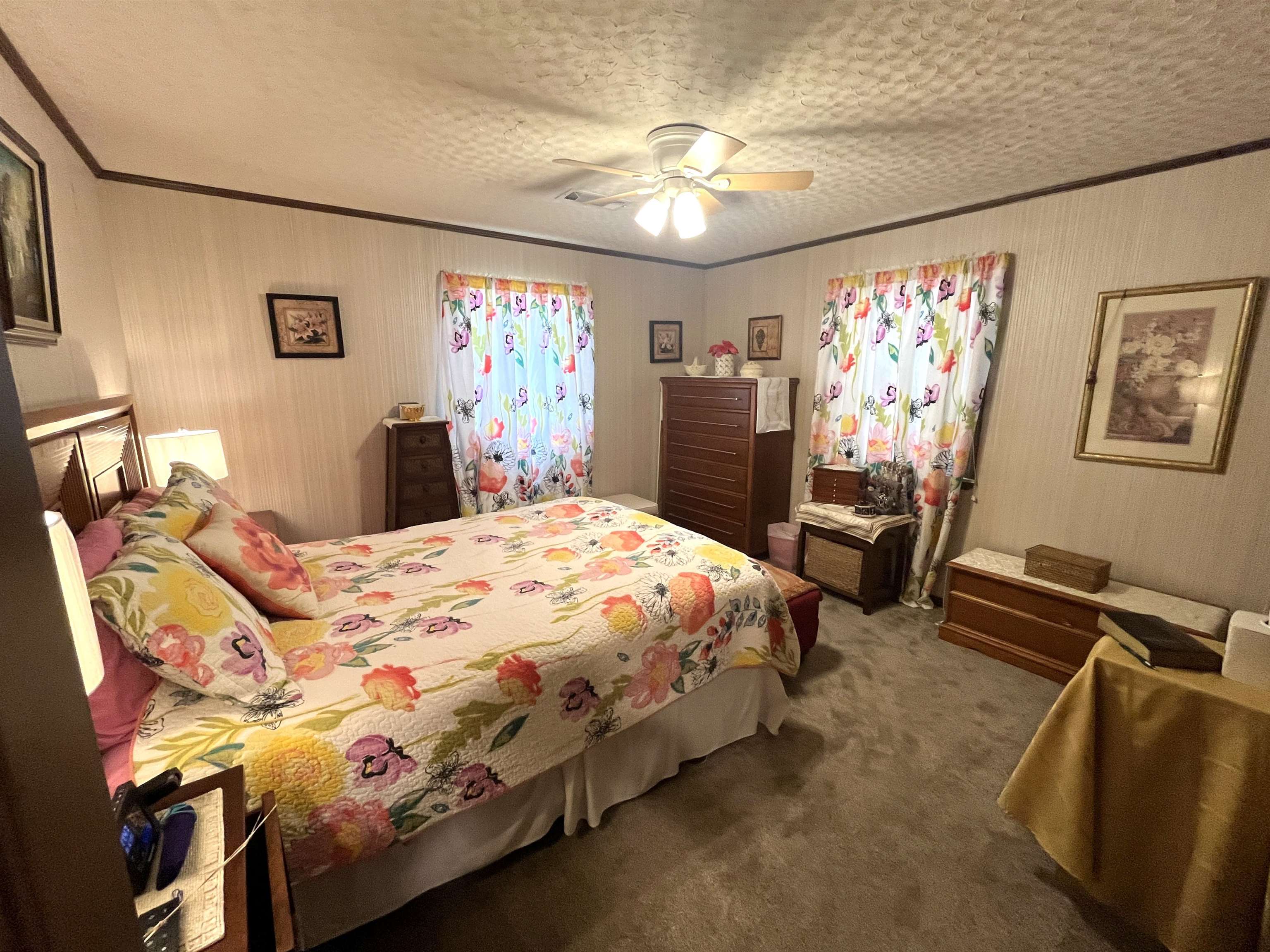 CROWN ADDITION - Residential