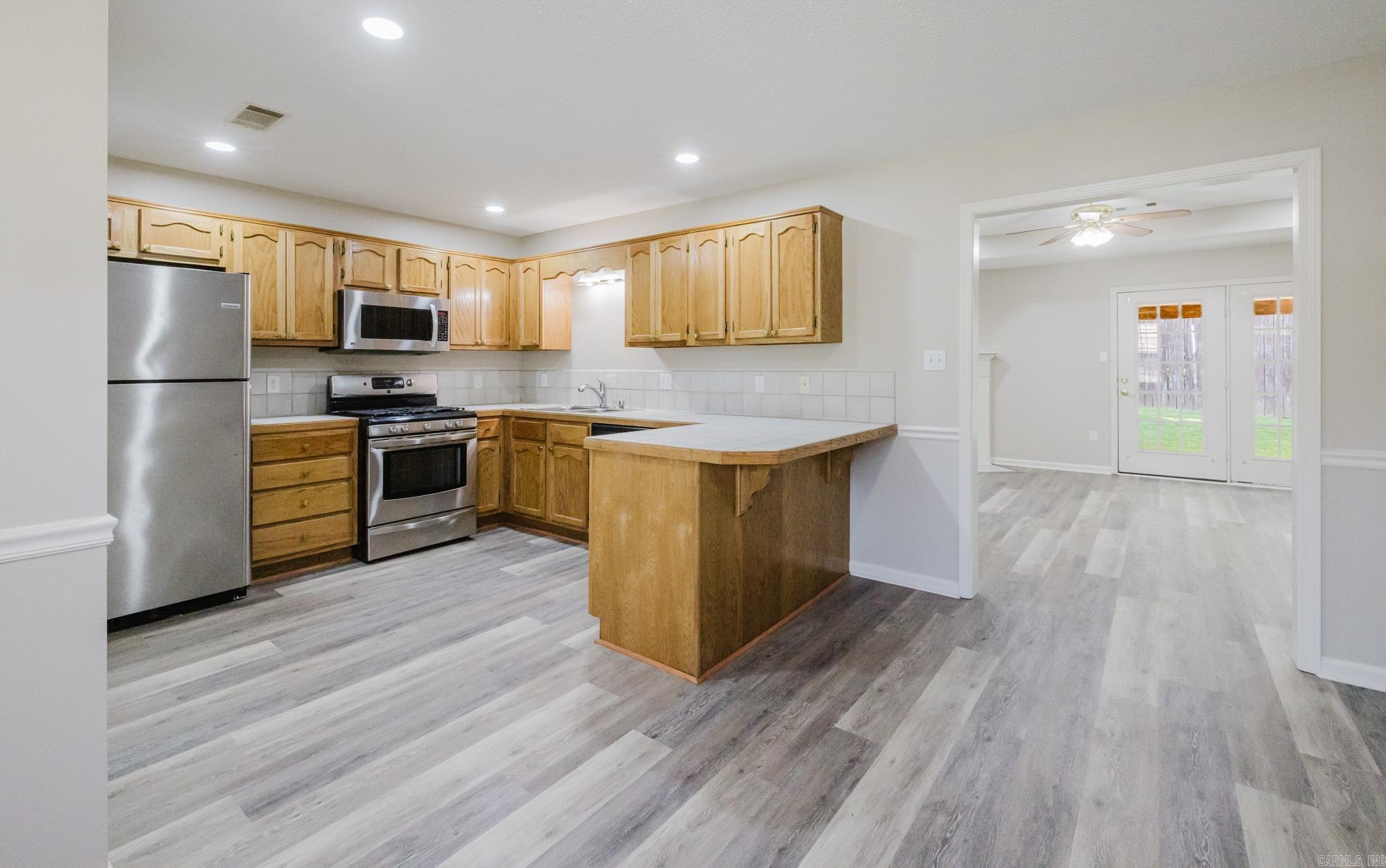 NORTHRIDGE - Residential
