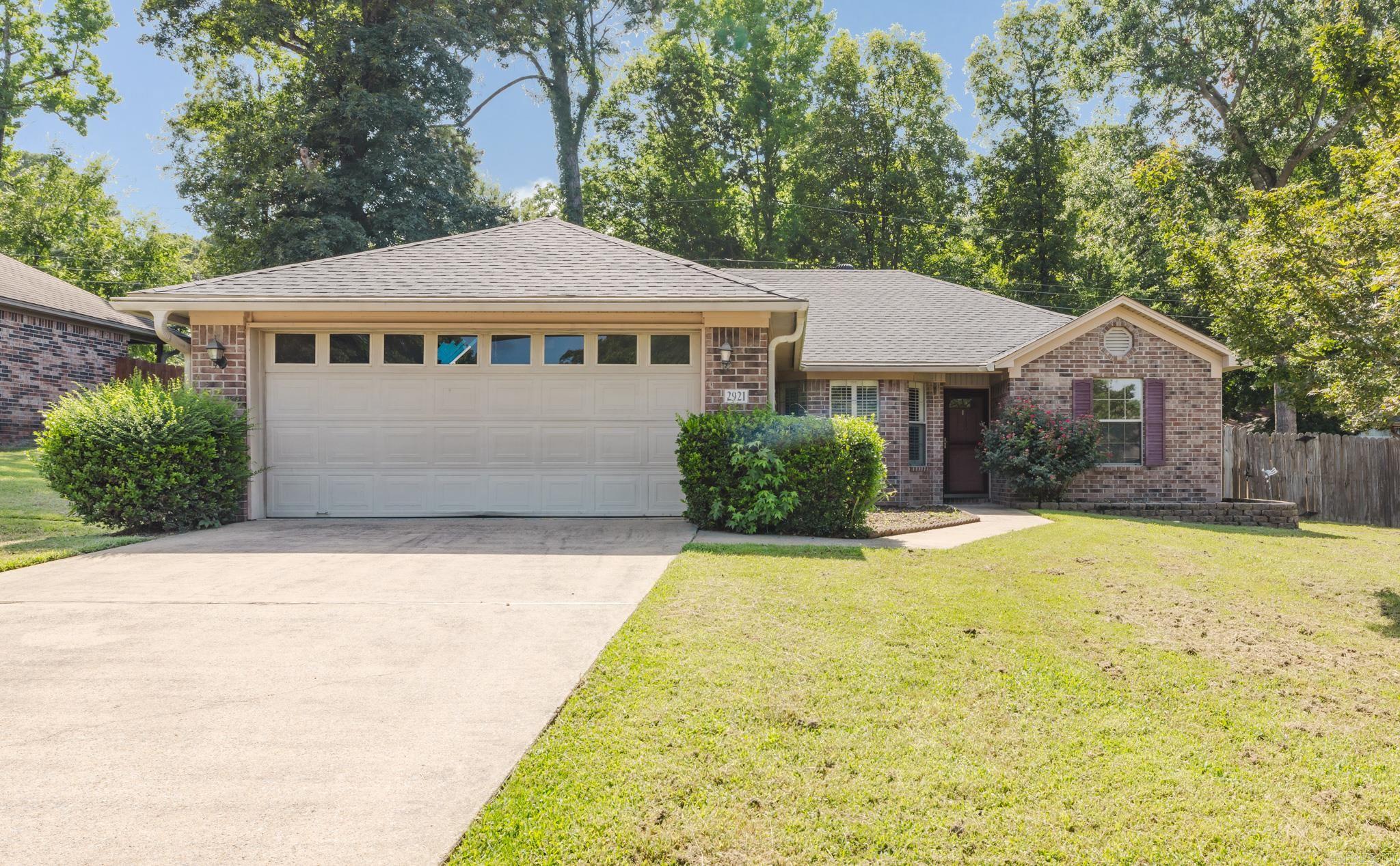 NORTHRIDGE - Residential