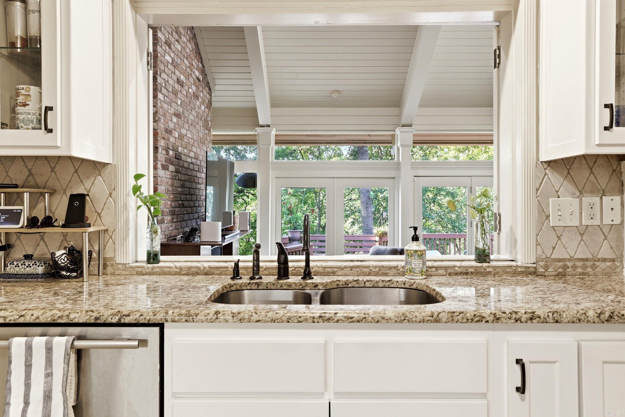 SHADY VALLEY - Residential