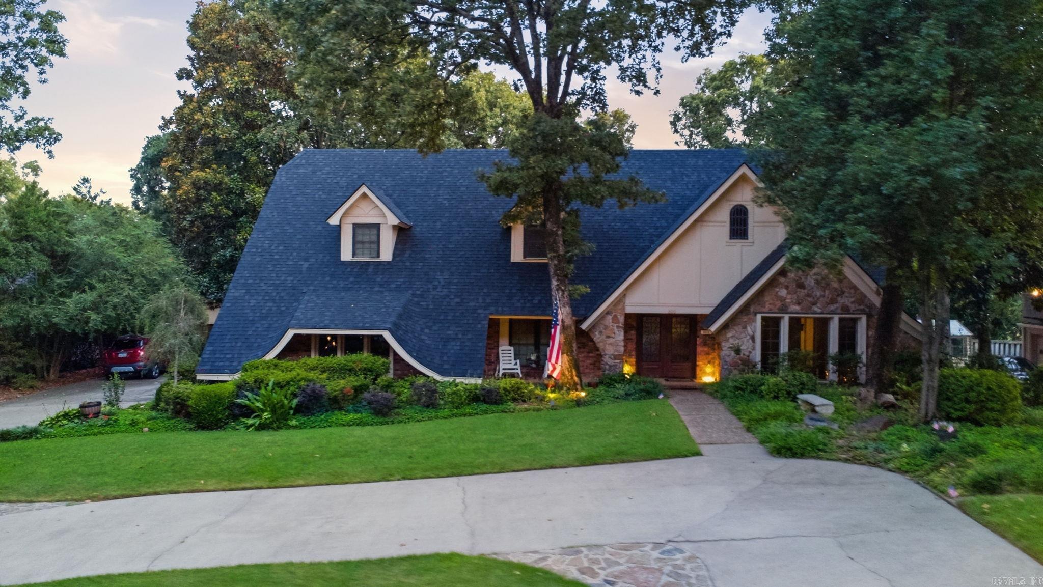 SHADY VALLEY - Residential