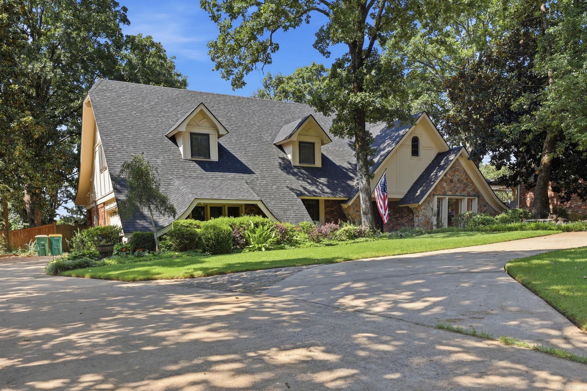 SHADY VALLEY - Residential
