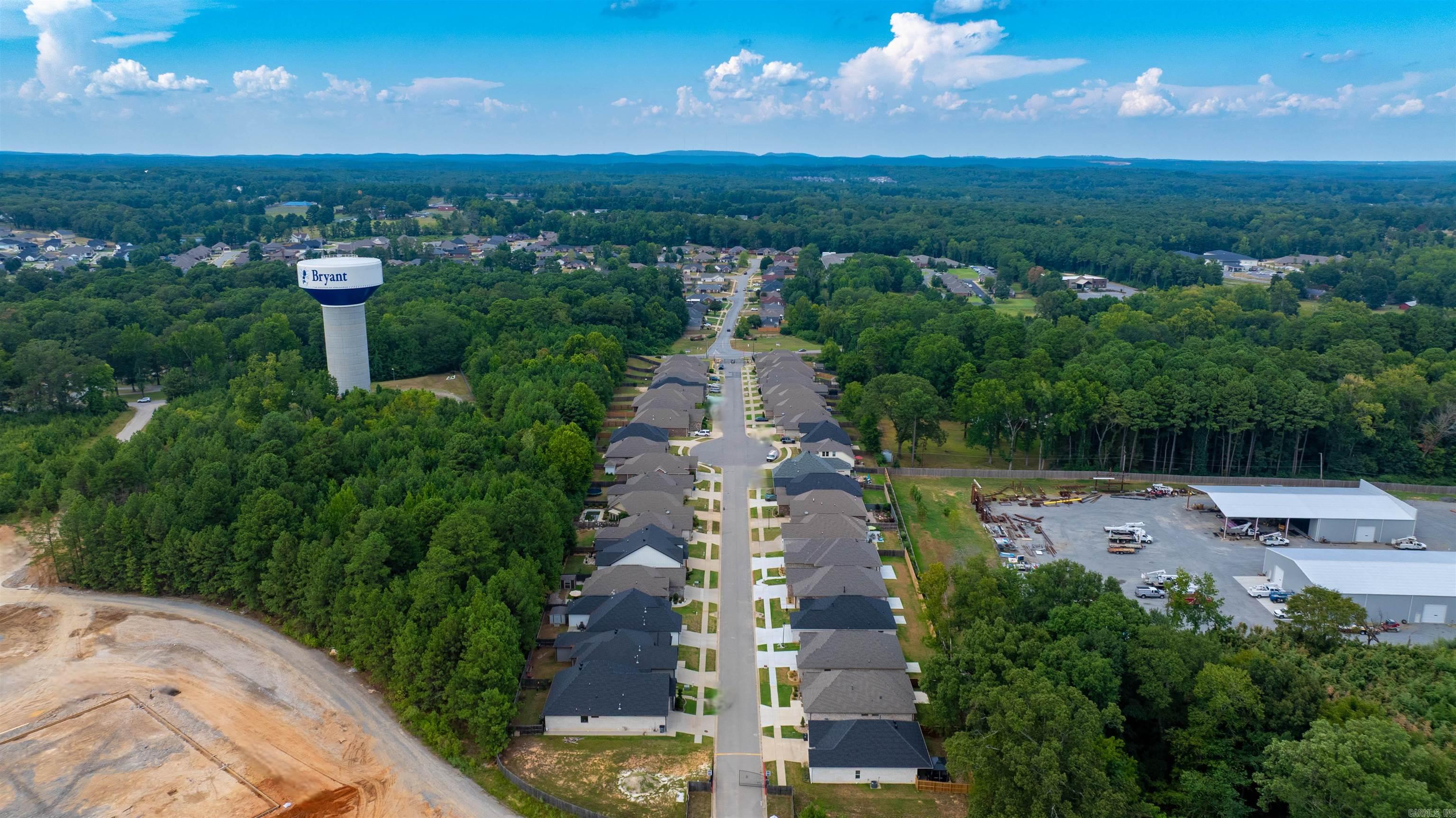 HUNTER CROSSING - Residential