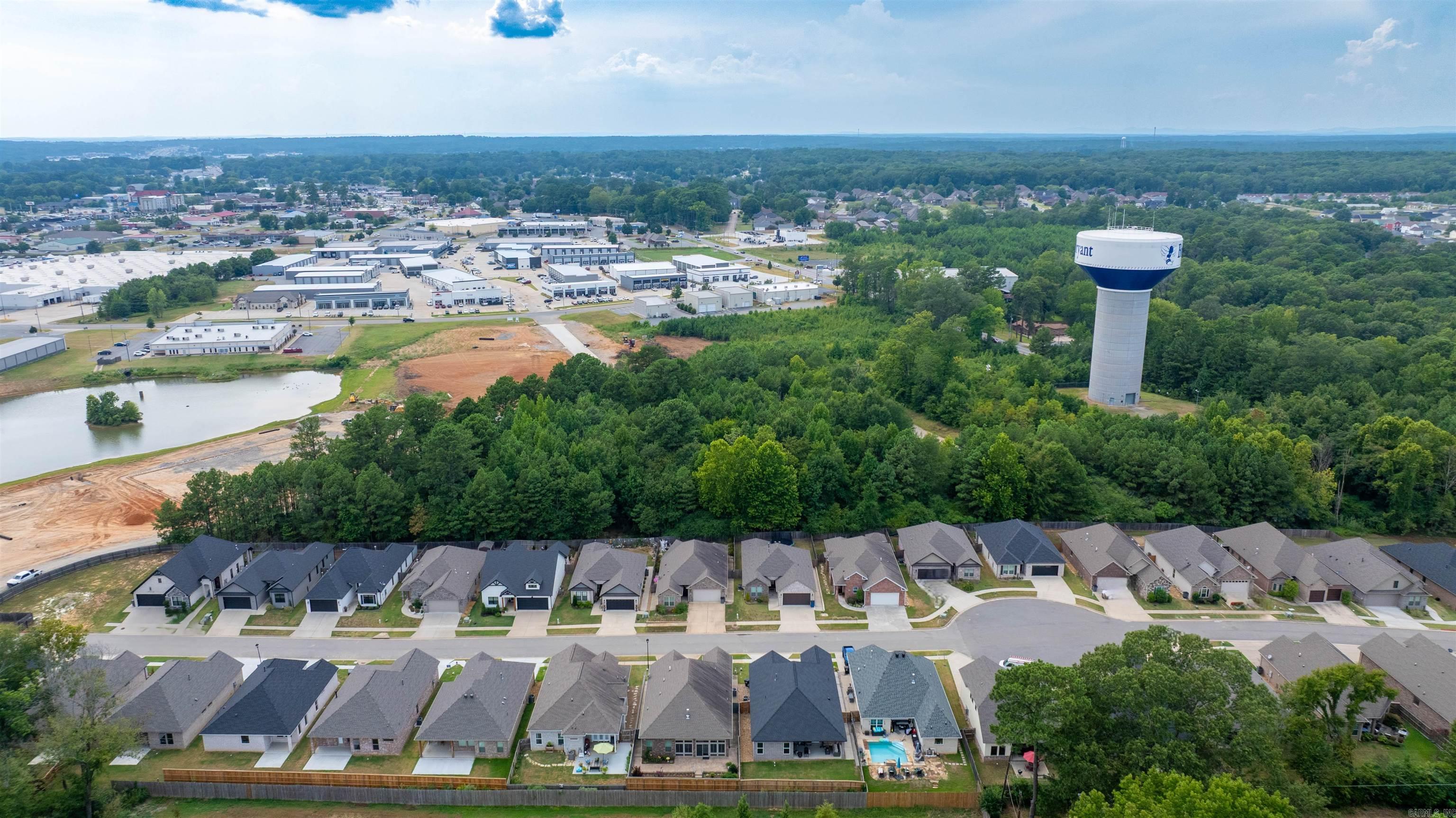 HUNTER CROSSING - Residential