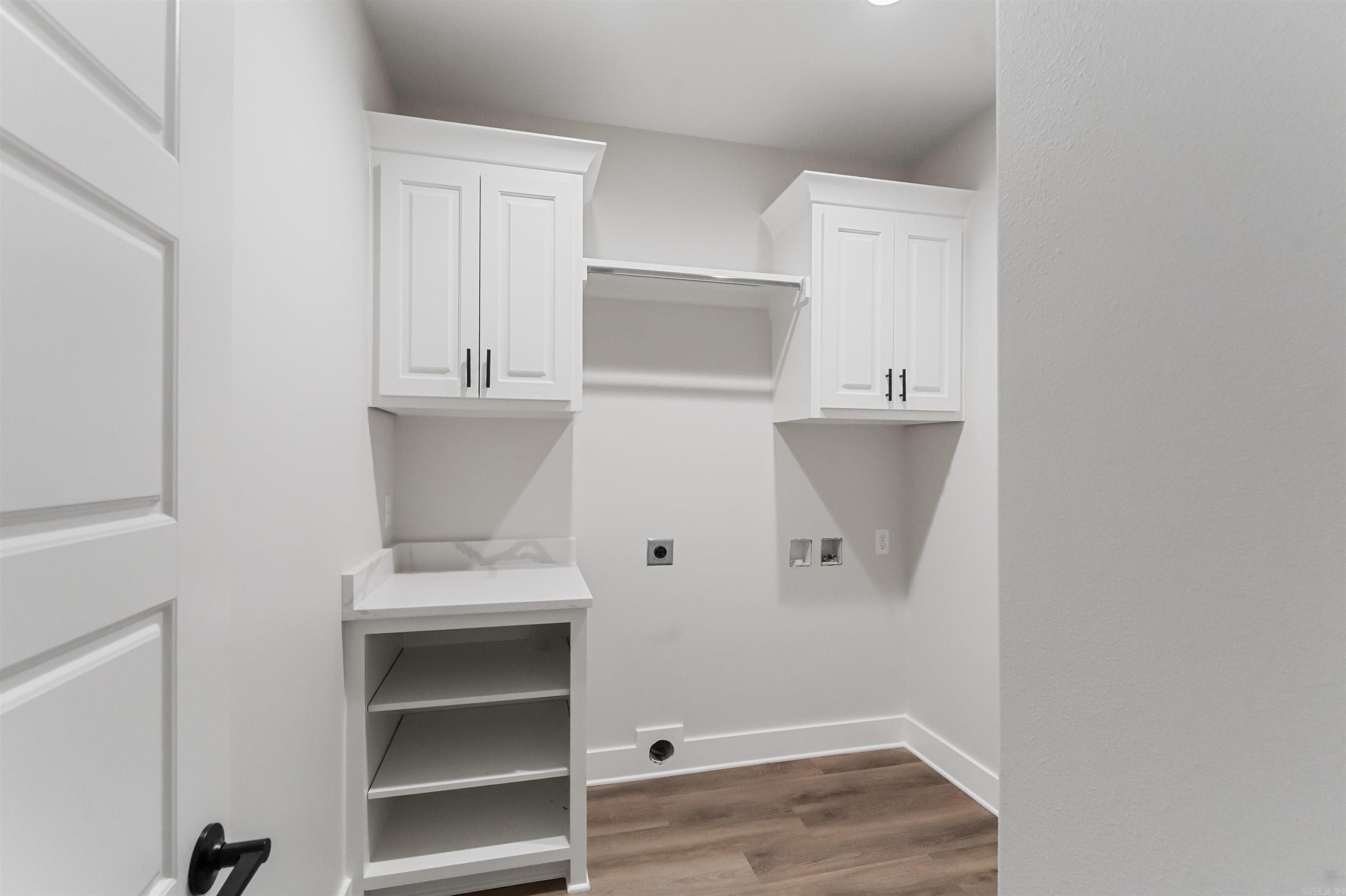 HUNTER CROSSING - Residential