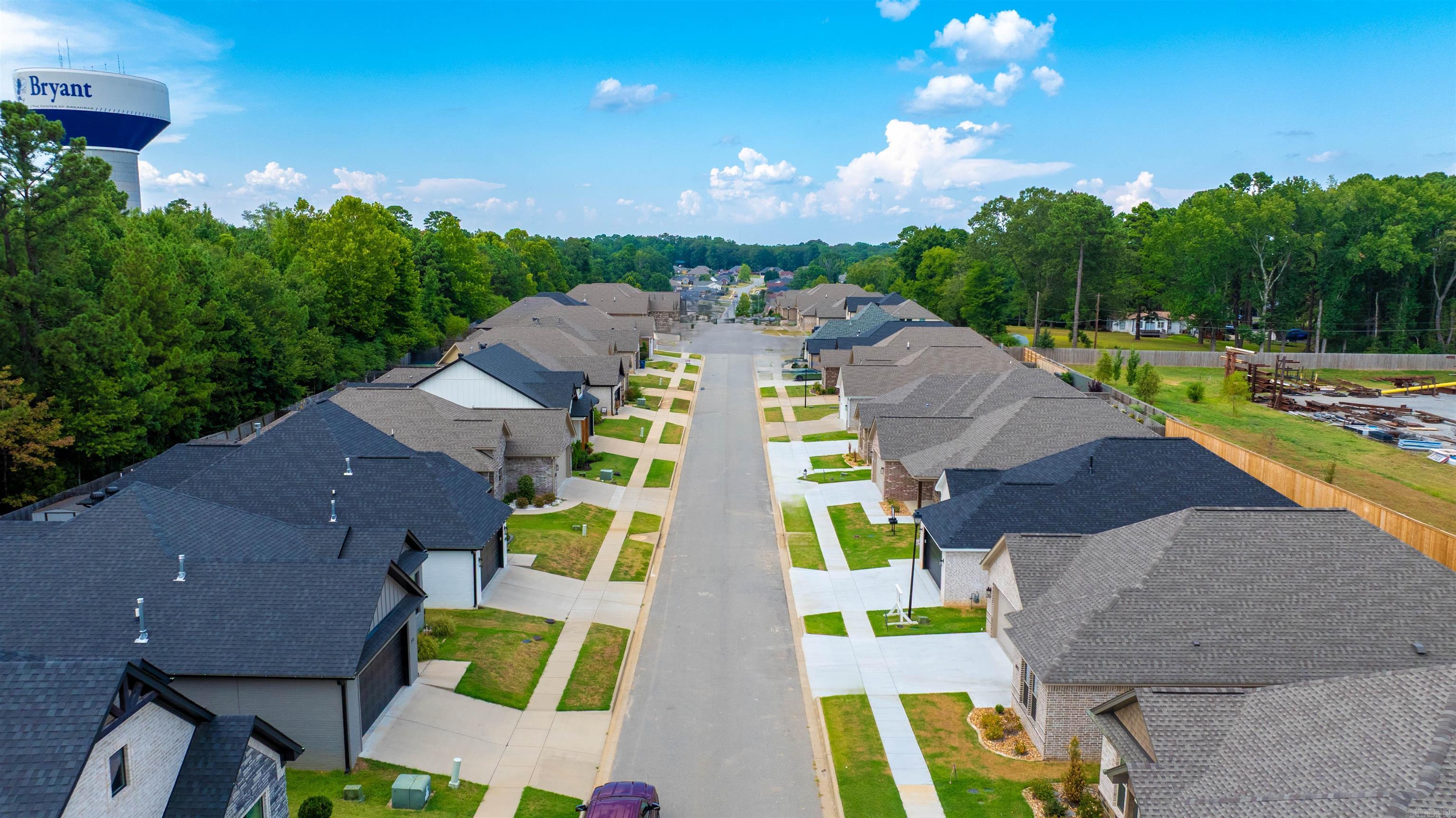 HUNTER CROSSING - Residential