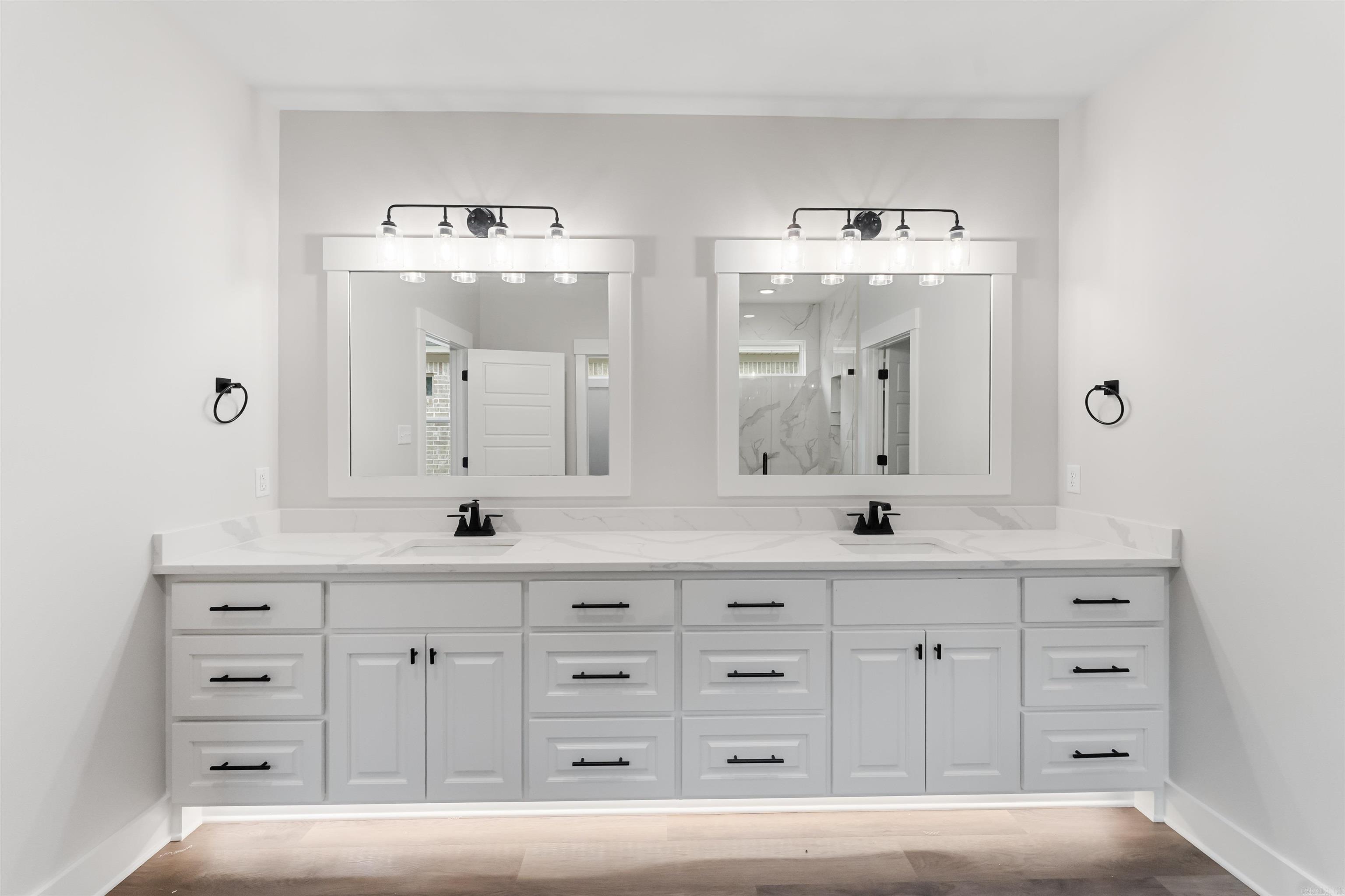 HUNTER CROSSING - Residential