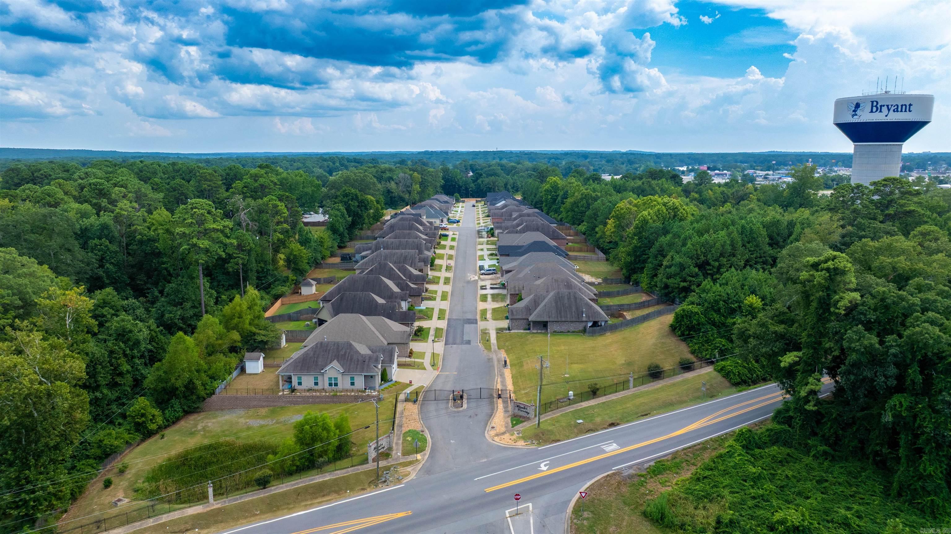 HUNTER CROSSING - Residential