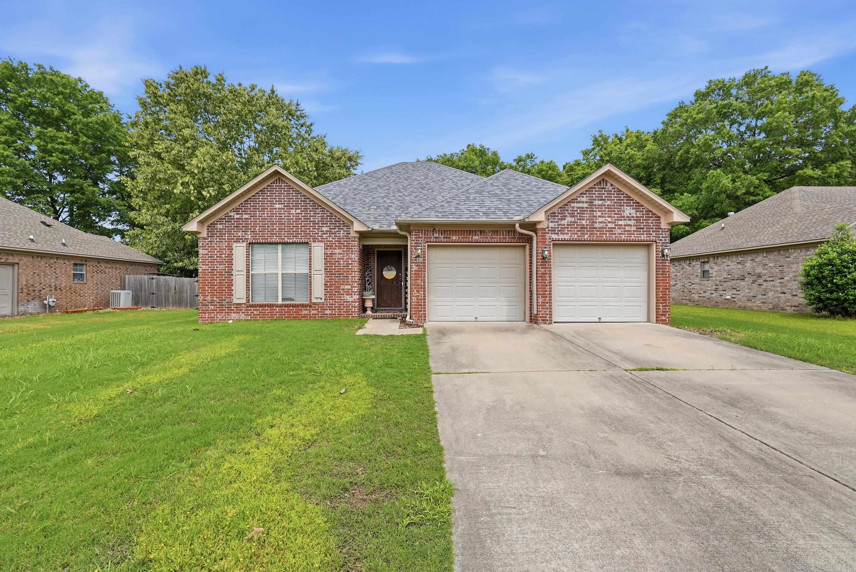 Beautiful 3BR/ 2BA brick home in Vilonia. This home has a newly renovated kitchen including granite countertops. New vinyl flooring in the Living area, bedrooms, new paint in bedrooms and bathrooms, and a new roof in 2025. The spacious fenced backyard and fireplace are just a couple of the great features of this home.