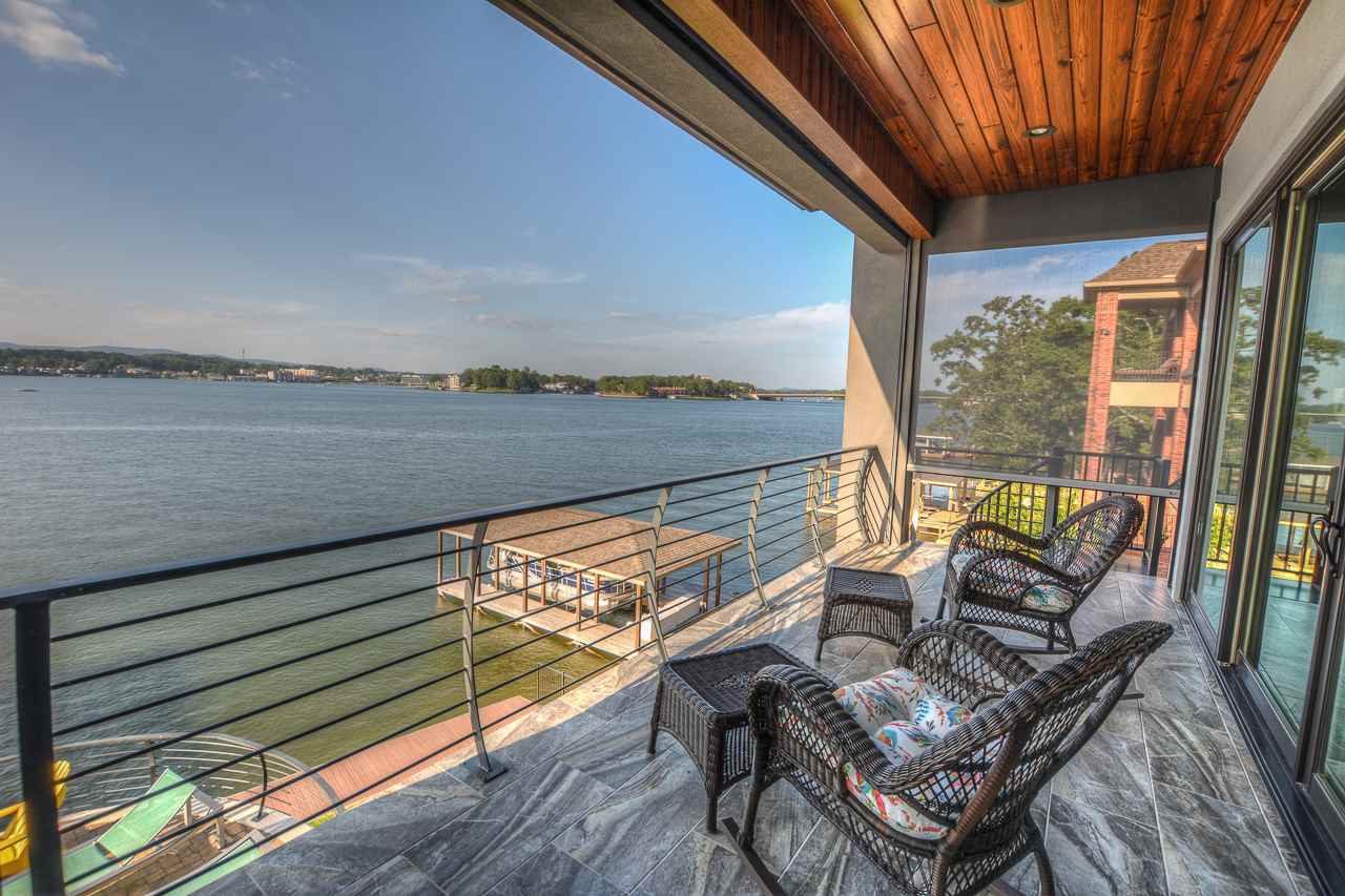 Point on Wilson Point - Residential