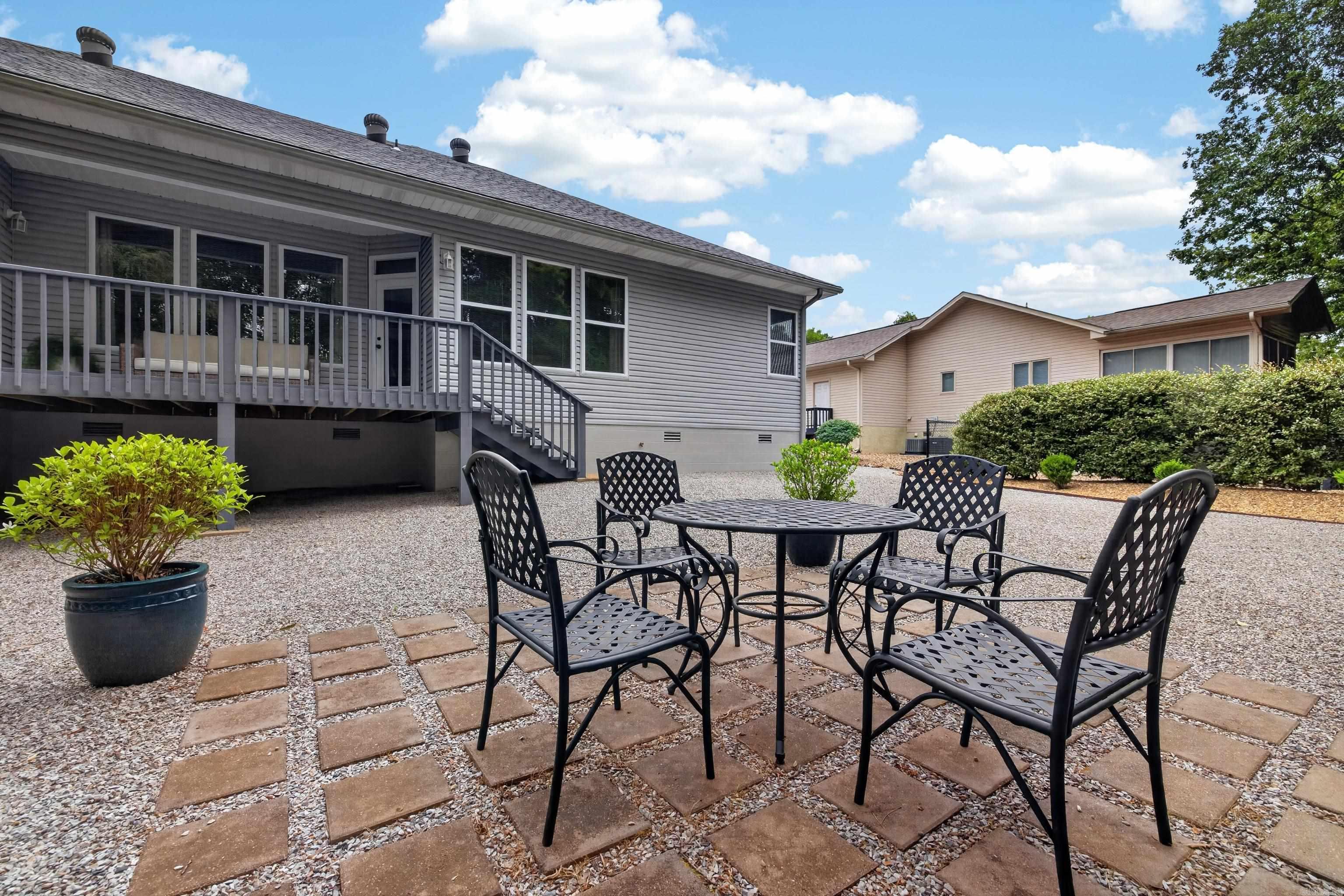 MAGNIFICO - Residential