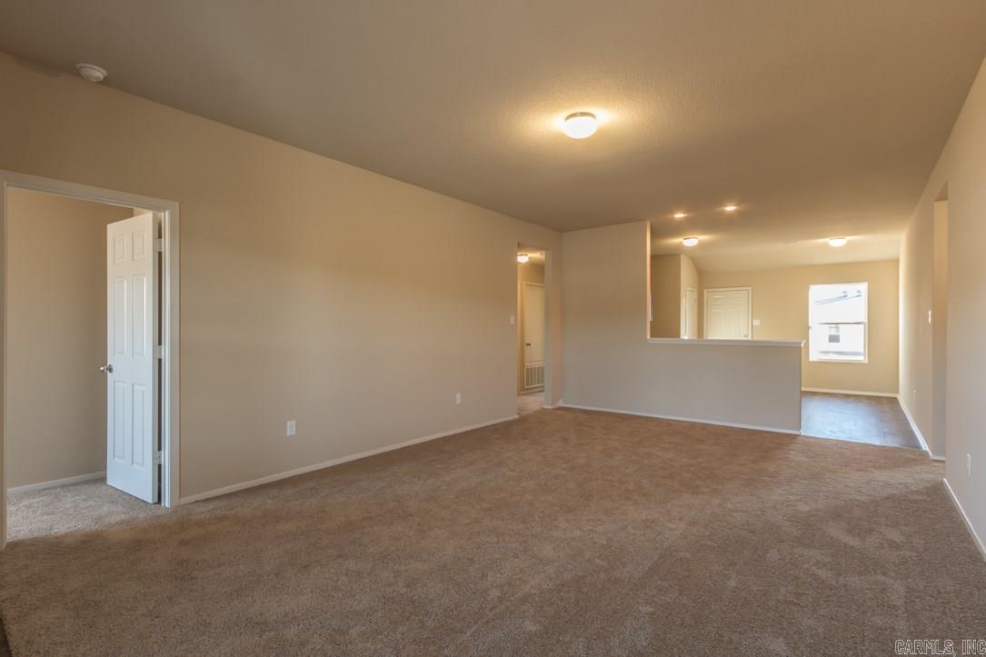 WOODLANDS EDGE - Residential