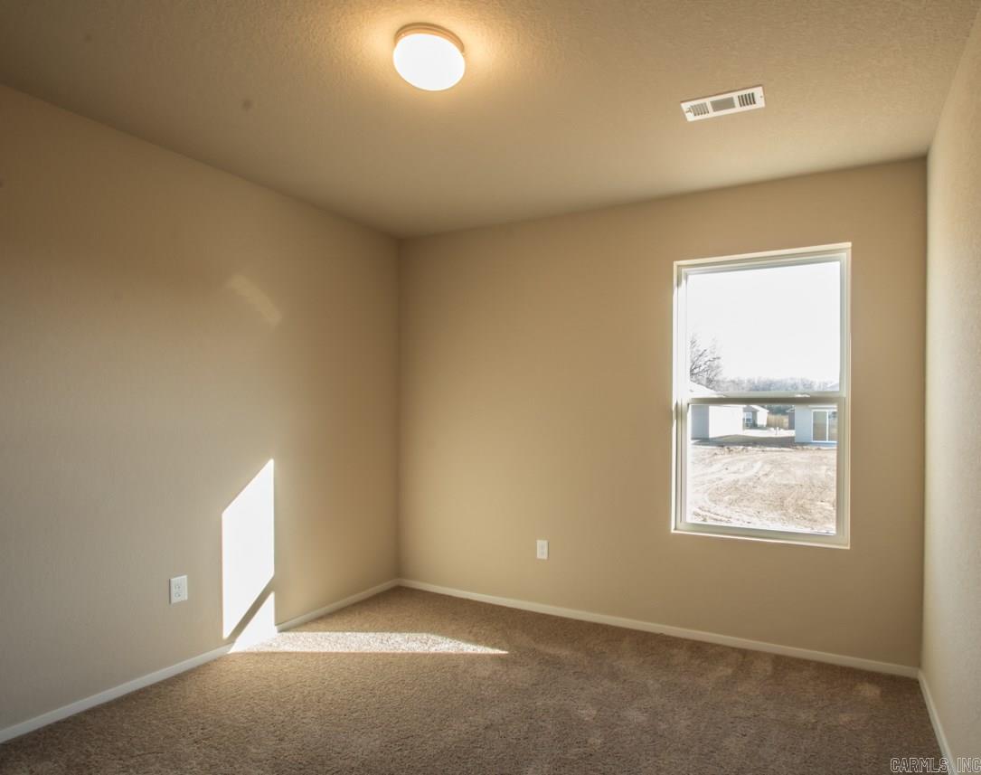 WOODLANDS EDGE - Residential