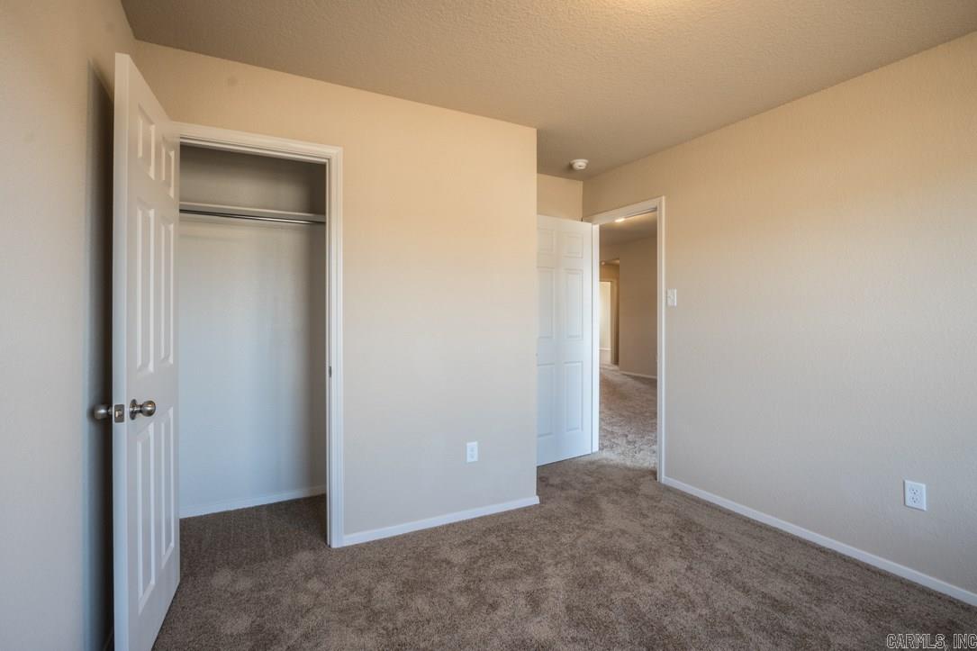 WOODLANDS EDGE - Residential