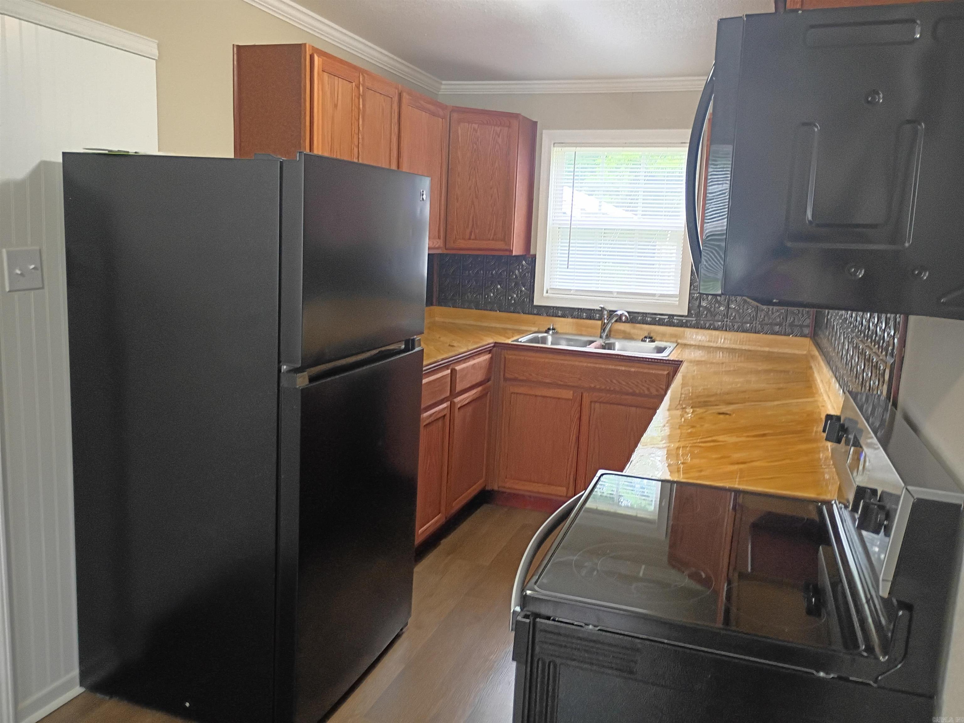 LAFFLERS SURVEY - Residential
