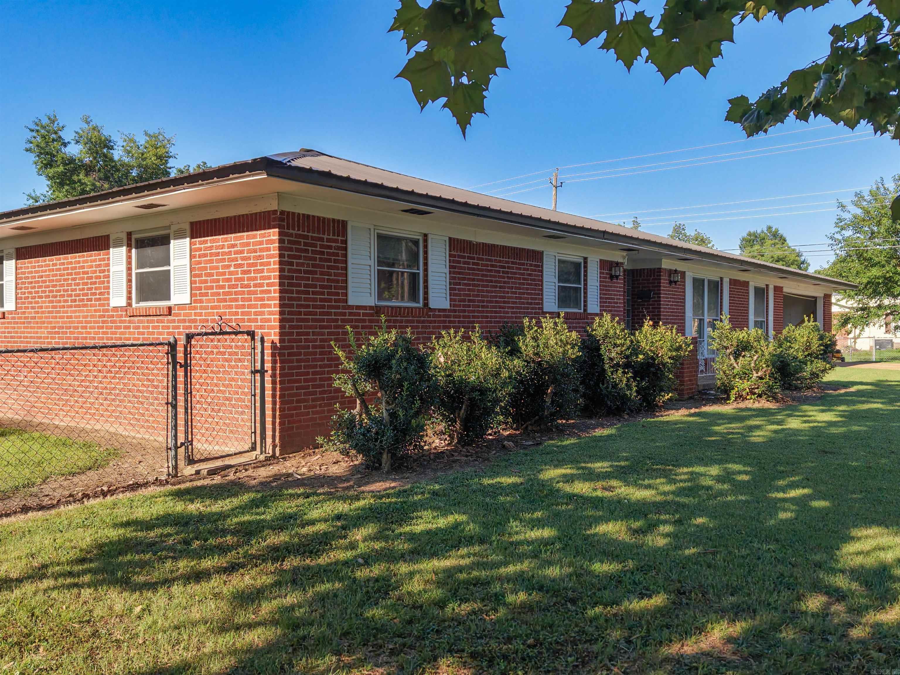 NEW SCHOOL - Residential