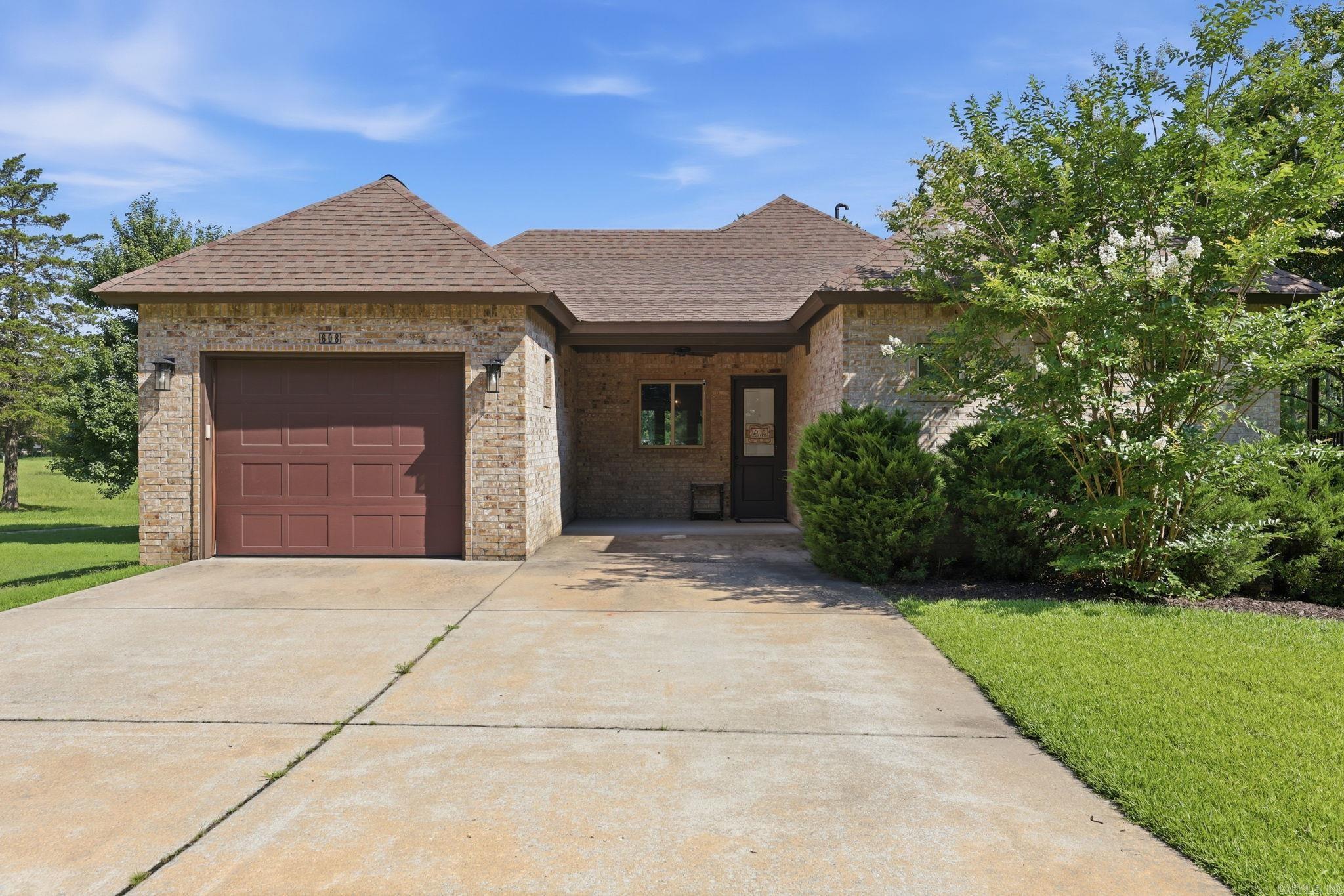CREEK SIDE COTTAGES - Residential