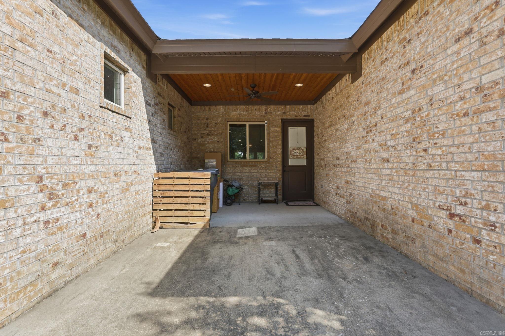 CREEK SIDE COTTAGES - Residential