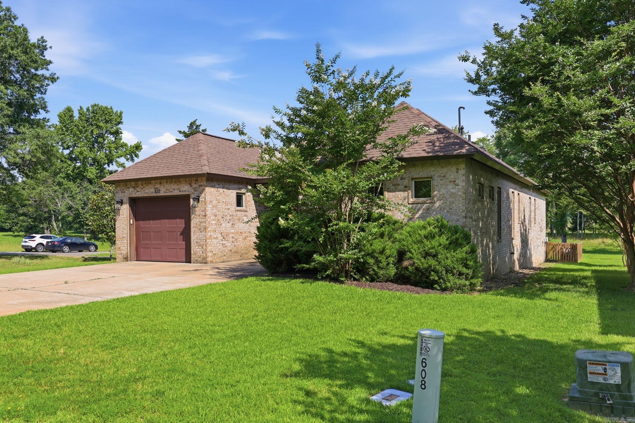 CREEK SIDE COTTAGES - Residential