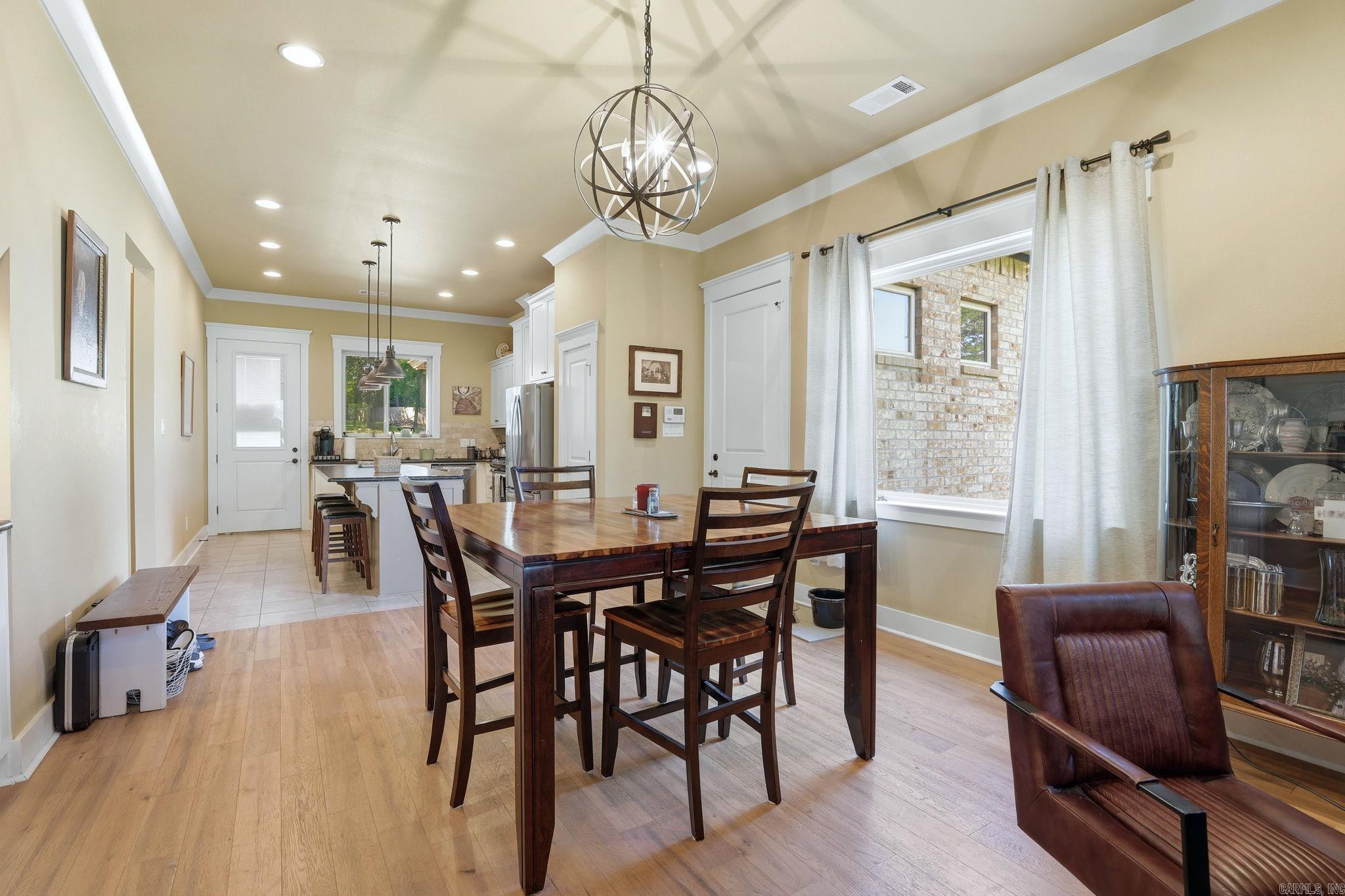 CREEK SIDE COTTAGES - Residential